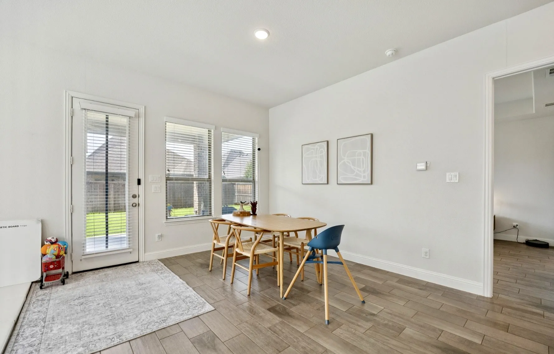 Single Family Residence For Sale in Denton County , 2732 Promenade, The Colony, Texas 75056, 2 Bedroom, 2 Bathroom, 2 Garage spaces, 1,776 Sqft, built in 2019, Preowned, mls#21250118, Real Estate Agent in The Colony, Homes For Sale in Denton county, Homes For Sale in The Colony, Realtor in The Colony Texas, Real Estate Brokerage Independent Realty Texas, Luminita Cordes Realtor