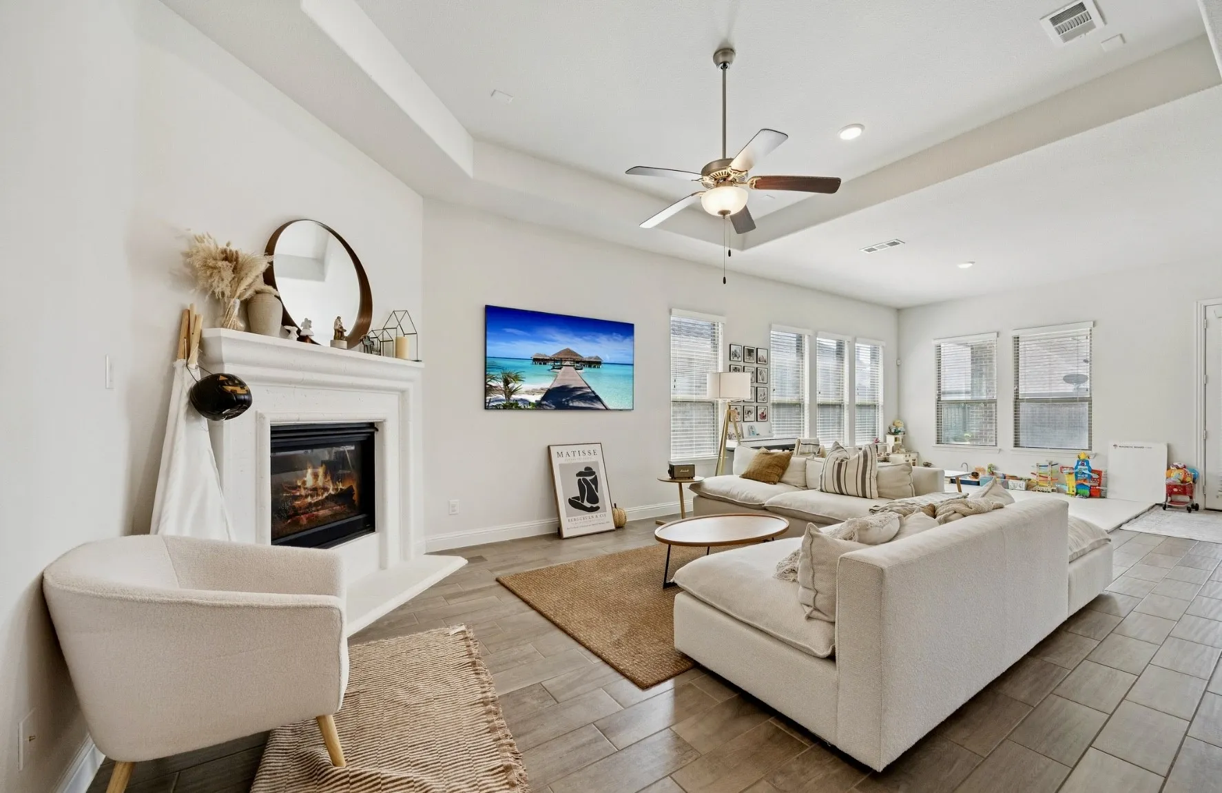 Single Family Residence For Sale in Denton County , 2732 Promenade, The Colony, Texas 75056, 2 Bedroom, 2 Bathroom, 2 Garage spaces, 1,776 Sqft, built in 2019, Preowned, mls#21250118, Real Estate Agent in The Colony, Homes For Sale in Denton county, Homes For Sale in The Colony, Realtor in The Colony Texas, Real Estate Brokerage Independent Realty Texas, Luminita Cordes Realtor