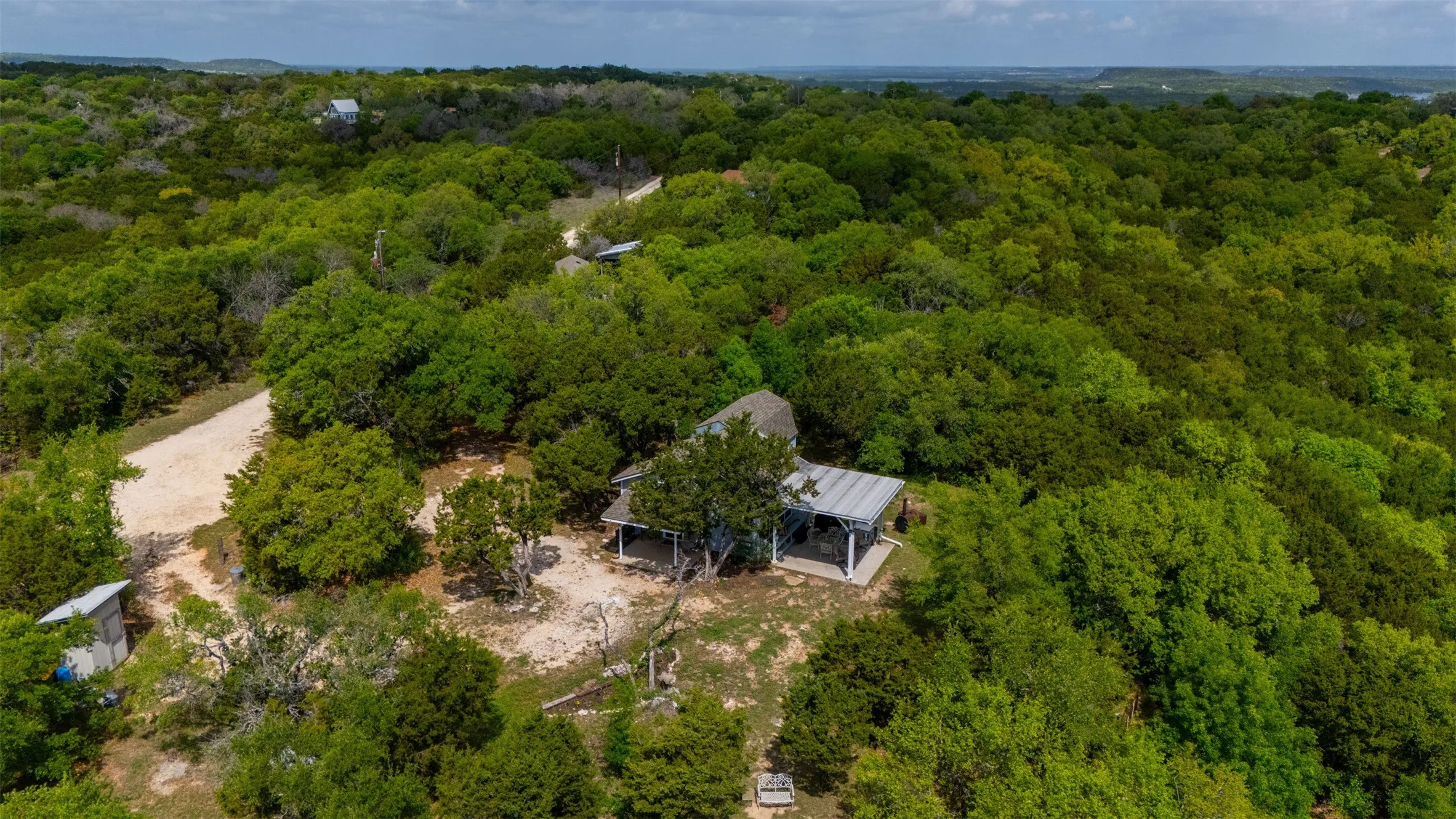 Single Family Residence For Sale in Bosque County , 1037 County Road 1190, Kopperl, Texas 76652, 1 Bedroom, 1 Bathroom, Garage spaces, 432 Sqft, built in 1990, mls#21237403, Real Estate Agent in Kopperl, Homes For Sale in Bosque county, Homes For Sale in Kopperl, Realtor in Kopperl Texas, Real Estate Brokerage Independent Realty Texas, Luminita Cordes Realtor