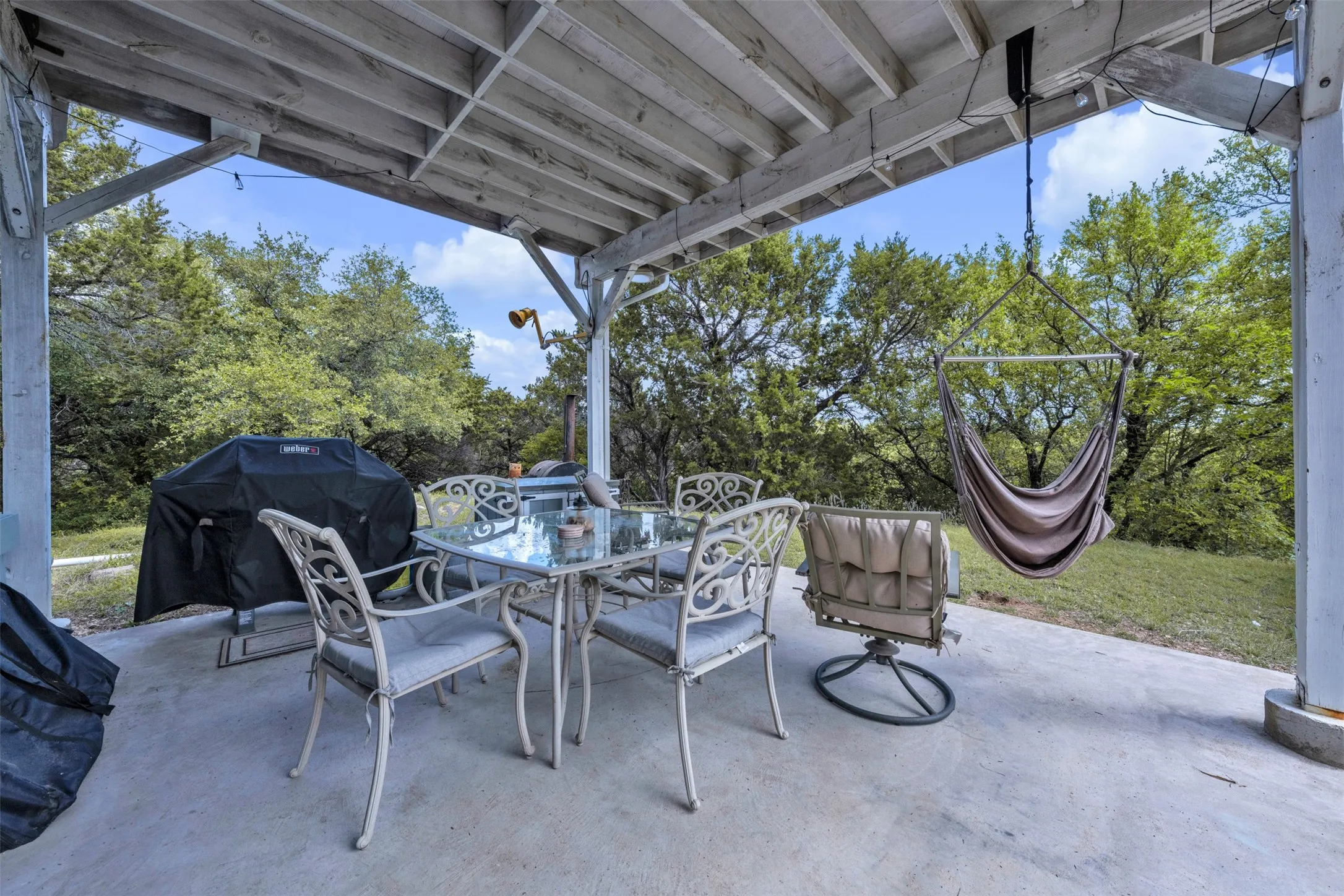 Single Family Residence For Sale in Bosque County , 1037 County Road 1190, Kopperl, Texas 76652, 1 Bedroom, 1 Bathroom, Garage spaces, 432 Sqft, built in 1990, mls#21237403, Real Estate Agent in Kopperl, Homes For Sale in Bosque county, Homes For Sale in Kopperl, Realtor in Kopperl Texas, Real Estate Brokerage Independent Realty Texas, Luminita Cordes Realtor