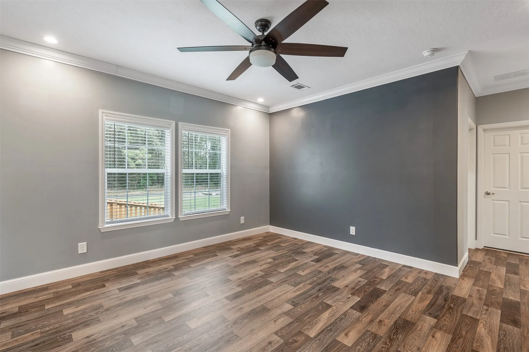 Single Family Residence For Sale in Smith County , 104 Barto Street, Arp, Texas 75750, 4 Bedroom, 3 Bathroom, Garage spaces, 2,418 Sqft, built in 2018, Preowned, mls#21250315, Real Estate Agent in Arp, Homes For Sale in Smith county, Homes For Sale in Arp, Realtor in Arp Texas, Real Estate Brokerage Independent Realty Texas, Luminita Cordes Realtor