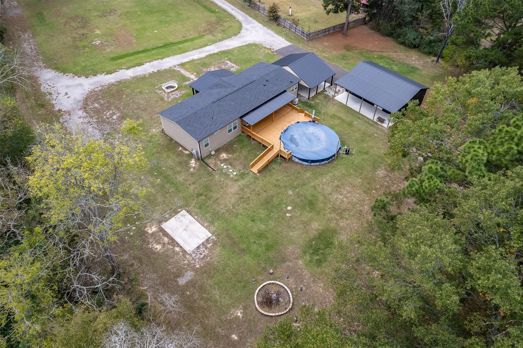 Single Family Residence For Sale in Smith County , 104 Barto Street, Arp, Texas 75750, 4 Bedroom, 3 Bathroom, Garage spaces, 2,418 Sqft, built in 2018, Preowned, mls#21250315, Real Estate Agent in Arp, Homes For Sale in Smith county, Homes For Sale in Arp, Realtor in Arp Texas, Real Estate Brokerage Independent Realty Texas, Luminita Cordes Realtor