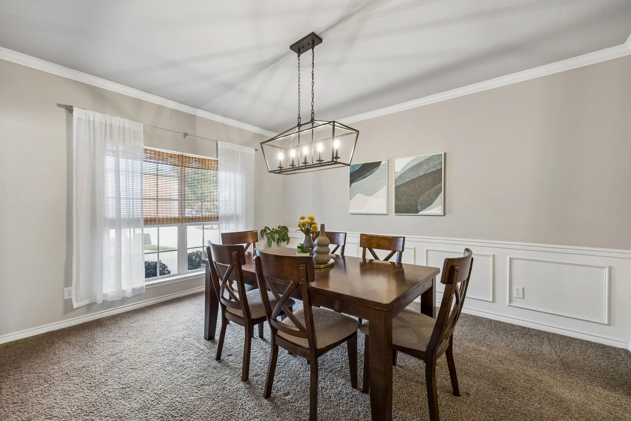 Single Family Residence For Sale in Collin County , 1500 Pillar Bluff Way, Mc Kinney, Texas 75072, 4 Bedroom, 4 Bathroom, 2 Garage spaces, 3,004 Sqft, built in 2010, Preowned, mls#21240218, Real Estate Agent in Mc Kinney, Homes For Sale in Collin county, Homes For Sale in Mc Kinney, Realtor in Mc Kinney Texas, Real Estate Brokerage Independent Realty Texas, Luminita Cordes Realtor