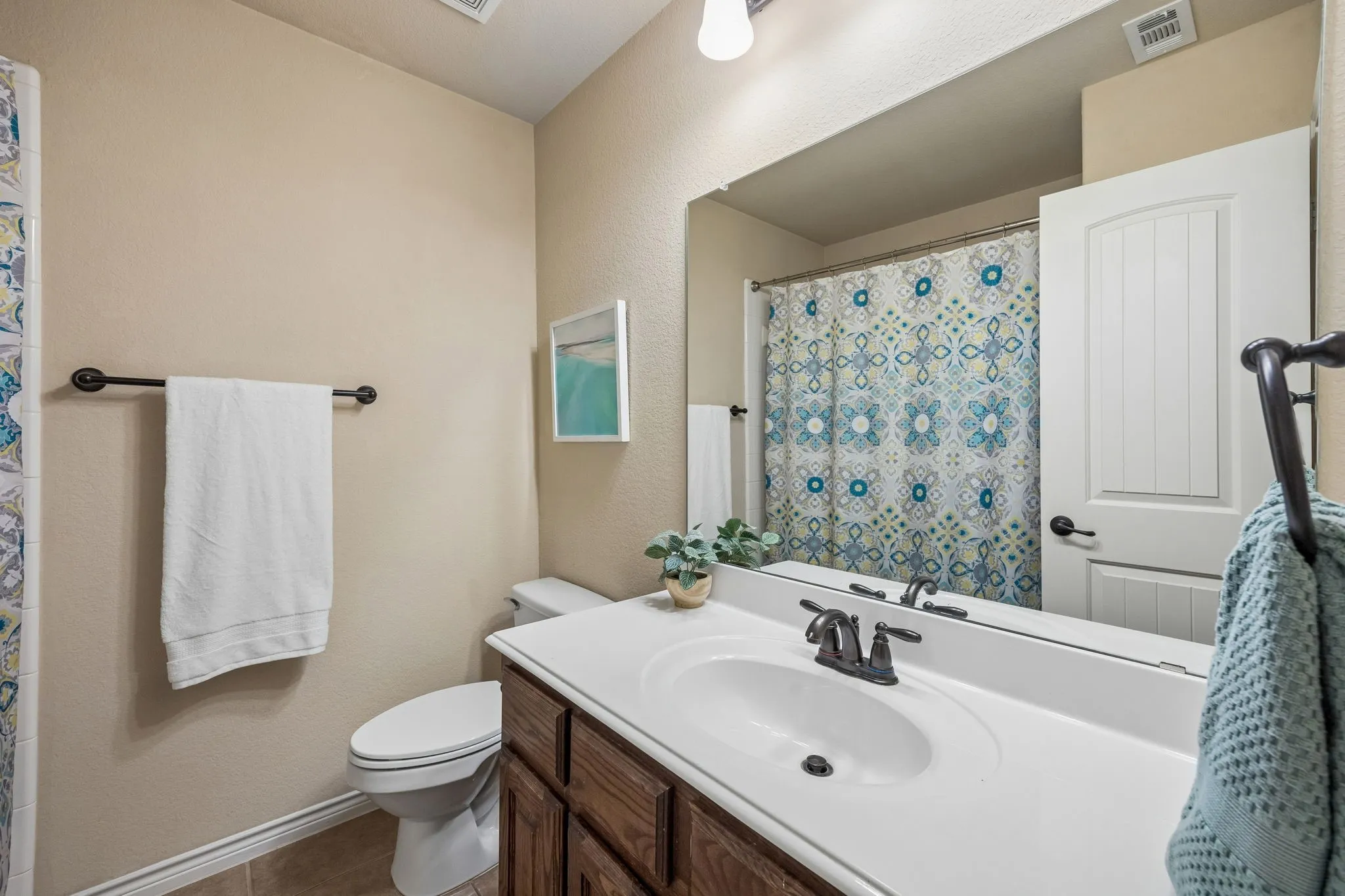 Single Family Residence For Sale in Collin County , 1500 Pillar Bluff Way, Mc Kinney, Texas 75072, 4 Bedroom, 4 Bathroom, 2 Garage spaces, 3,004 Sqft, built in 2010, Preowned, mls#21240218, Real Estate Agent in Mc Kinney, Homes For Sale in Collin county, Homes For Sale in Mc Kinney, Realtor in Mc Kinney Texas, Real Estate Brokerage Independent Realty Texas, Luminita Cordes Realtor