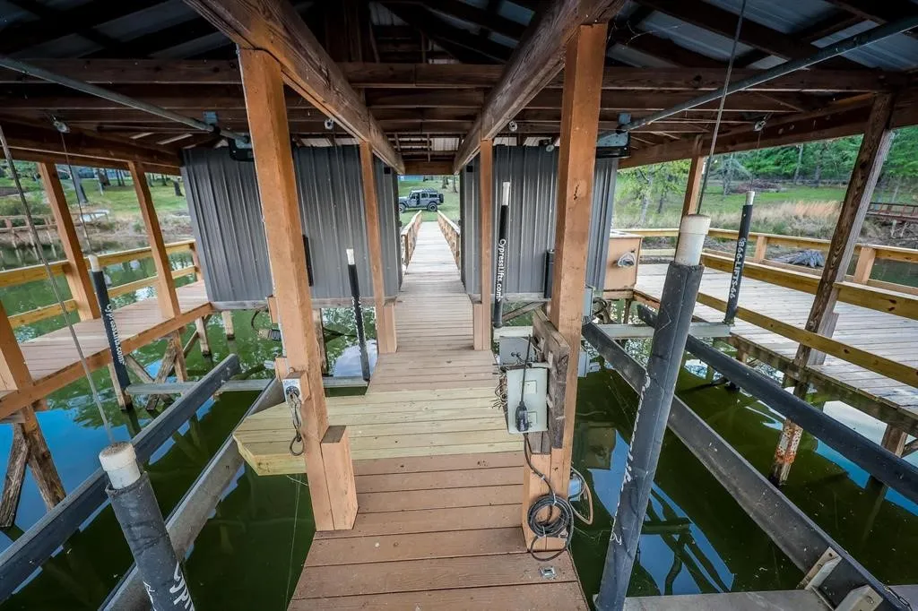 Single Family Residence For Sale in Wood County , 600 CR 1503, Alba, Texas 75410, 4 Bedroom, 4 Bathroom, 2 Garage spaces, 3,114 Sqft, built in 2008, Price $629,750, mls#21250250, Real Estate Agent in Alba, Homes For Sale in Wood county, Homes For Sale in Alba, Realtor in Alba Texas, Real Estate Brokerage Independent Realty Texas, Luminita Cordes Realtor