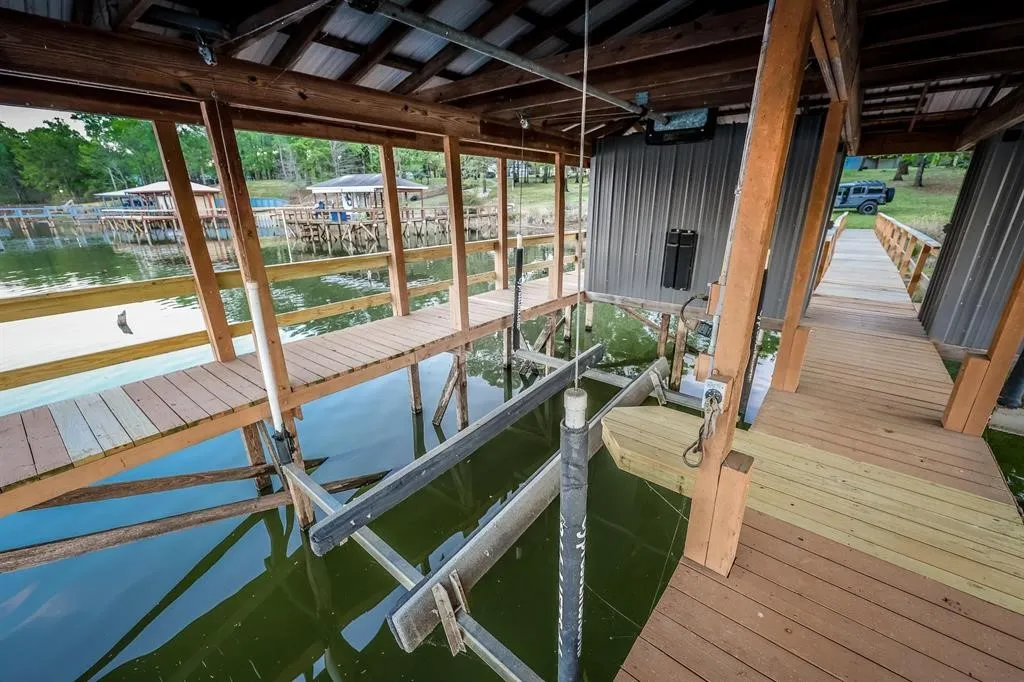 Single Family Residence For Sale in Wood County , 600 CR 1503, Alba, Texas 75410, 4 Bedroom, 4 Bathroom, 2 Garage spaces, 3,114 Sqft, built in 2008, Price $629,750, mls#21250250, Real Estate Agent in Alba, Homes For Sale in Wood county, Homes For Sale in Alba, Realtor in Alba Texas, Real Estate Brokerage Independent Realty Texas, Luminita Cordes Realtor