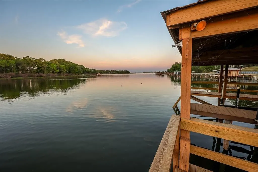 Single Family Residence For Sale in Wood County , 600 CR 1503, Alba, Texas 75410, 4 Bedroom, 4 Bathroom, 2 Garage spaces, 3,114 Sqft, built in 2008, Price $629,750, mls#21250250, Real Estate Agent in Alba, Homes For Sale in Wood county, Homes For Sale in Alba, Realtor in Alba Texas, Real Estate Brokerage Independent Realty Texas, Luminita Cordes Realtor