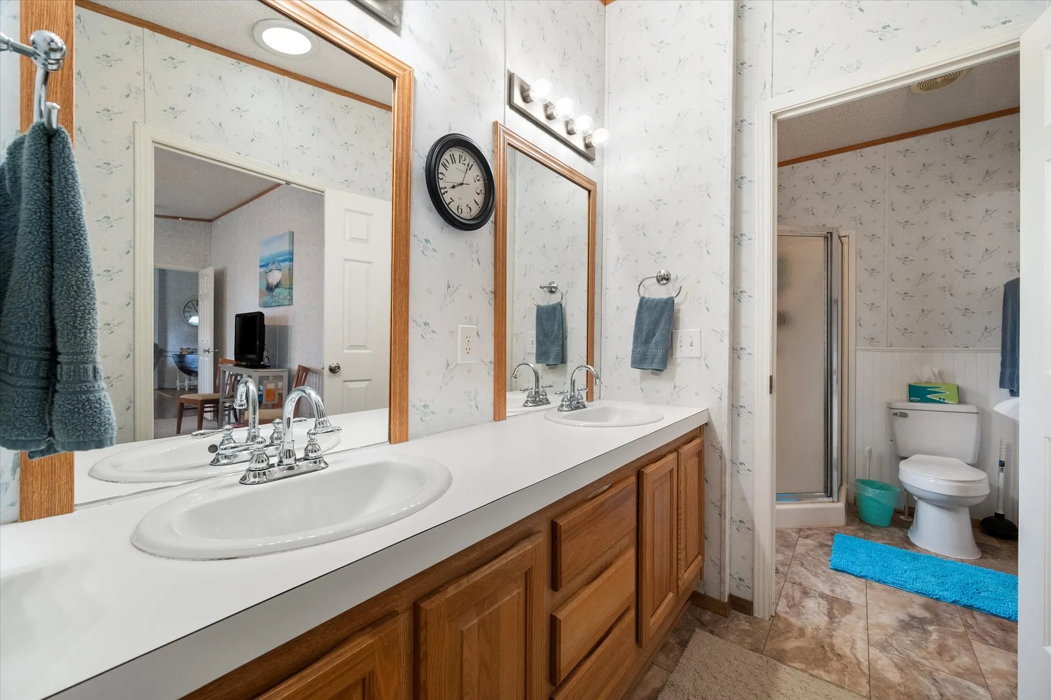 Single Family Residence For Sale in Henderson County , 510 Nob Hill Lane, Seven Points, Texas 75143, 4 Bedroom, 2 Bathroom, Garage spaces, 1,568 Sqft, built in 2005, mls#21249751, Real Estate Agent in Seven Points, Homes For Sale in Henderson county, Homes For Sale in Seven Points, Realtor in Seven Points Texas, Real Estate Brokerage Independent Realty Texas, Luminita Cordes Realtor