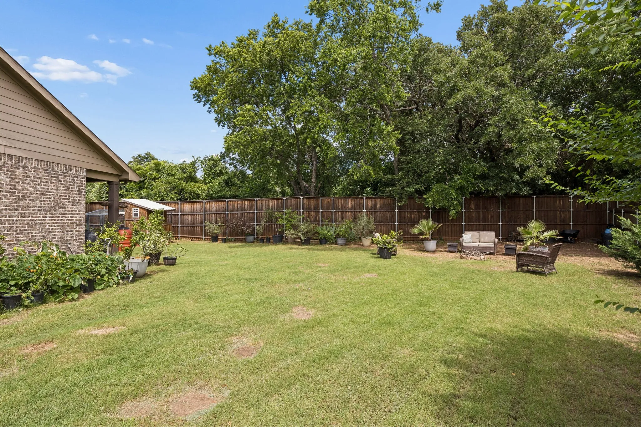 Single Family Residence For Sale in Denton County , 220 Virginia Lane, Hickory Creek, Texas 75065, 4 Bedroom, 4 Bathroom, 3 Garage spaces, 3,675 Sqft, built in 2020, Preowned, mls#21201001, Real Estate Agent in Hickory Creek, Homes For Sale in Denton county, Homes For Sale in Hickory Creek, Realtor in Hickory Creek Texas, Real Estate Brokerage Independent Realty Texas, Luminita Cordes Realtor
