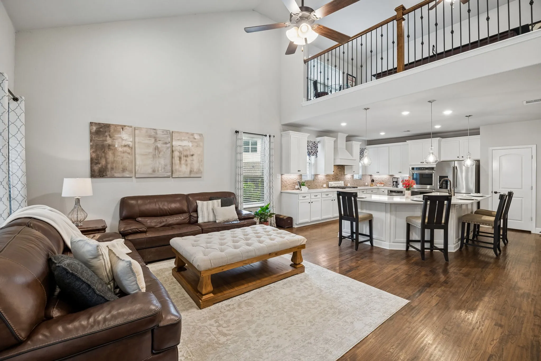 Single Family Residence For Sale in Denton County , 220 Virginia Lane, Hickory Creek, Texas 75065, 4 Bedroom, 4 Bathroom, 3 Garage spaces, 3,675 Sqft, built in 2020, Preowned, mls#21201001, Real Estate Agent in Hickory Creek, Homes For Sale in Denton county, Homes For Sale in Hickory Creek, Realtor in Hickory Creek Texas, Real Estate Brokerage Independent Realty Texas, Luminita Cordes Realtor