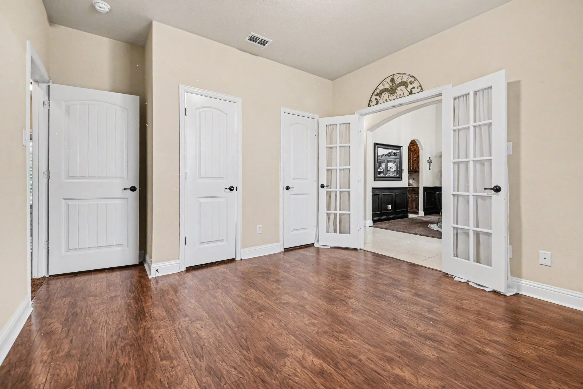 Single Family Residence For Sale in Kaufman County , 13154 Franklin Lane, Talty, Texas 75126, 5 Bedrooms, 3 Bathrooms, 3 Garage spaces, 2,847 Sqft, built in 2014, Price $540,000, mls#21249875, Real Estate Agent in Talty, Homes For Sale in Kaufman county, Homes For Sale in Talty, Realtor in Talty Texas, Real Estate Brokerage Independent Realty Texas, Luminita Cordes Realtor