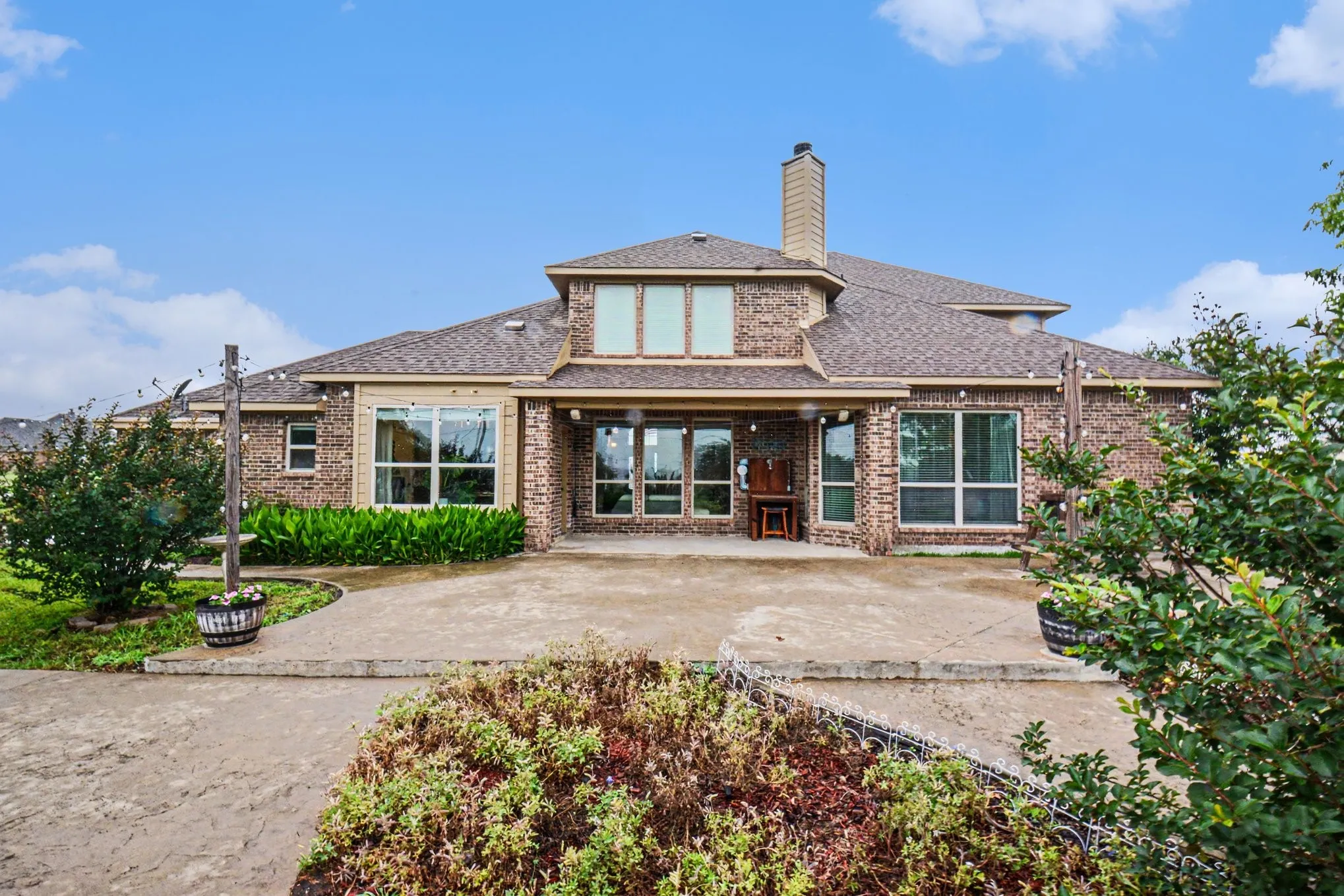 Single Family Residence For Sale in Kaufman County , 13154 Franklin Lane, Talty, Texas 75126, 5 Bedrooms, 3 Bathrooms, 3 Garage spaces, 2,847 Sqft, built in 2014, Price $540,000, mls#21249875, Real Estate Agent in Talty, Homes For Sale in Kaufman county, Homes For Sale in Talty, Realtor in Talty Texas, Real Estate Brokerage Independent Realty Texas, Luminita Cordes Realtor
