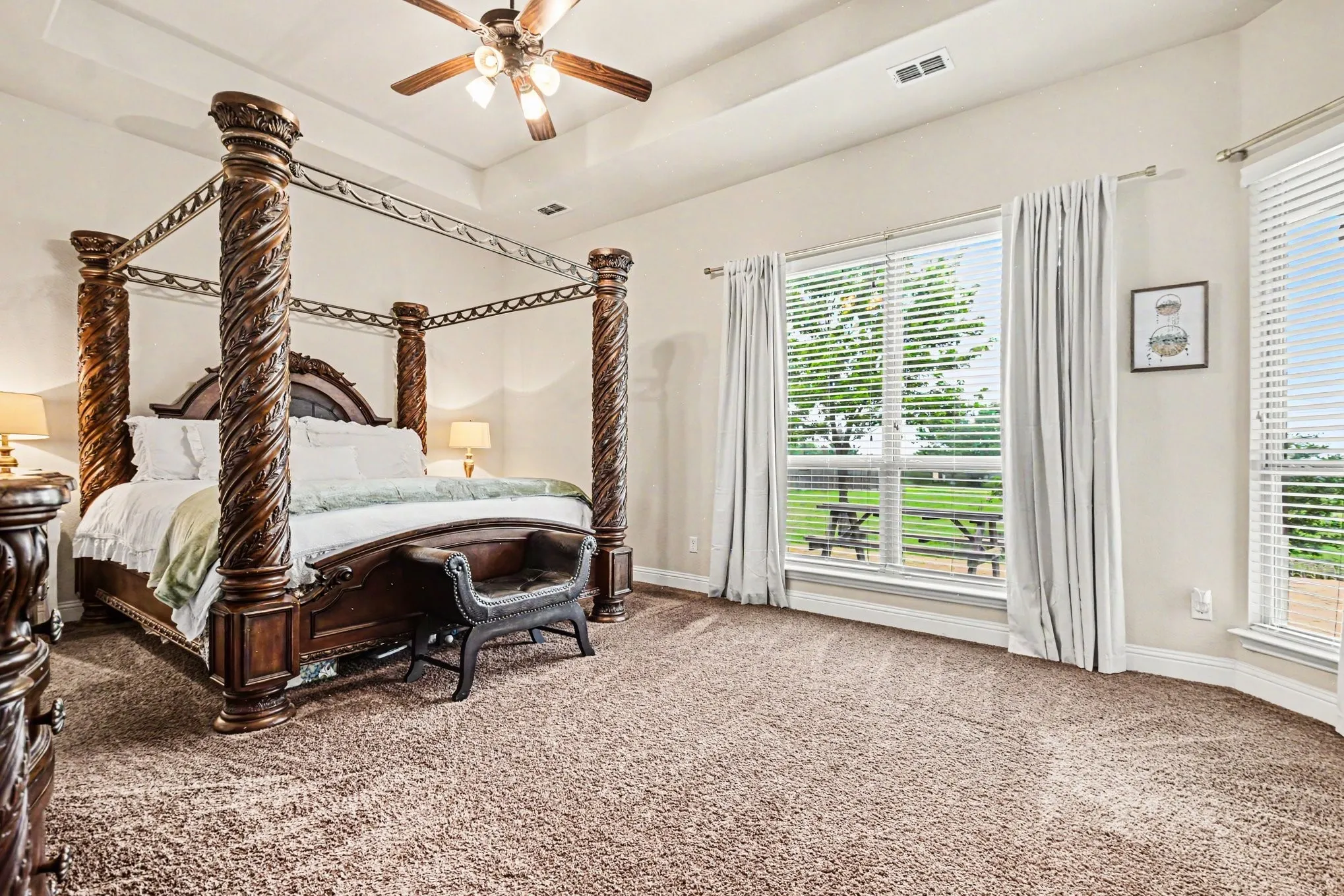 Single Family Residence For Sale in Kaufman County , 13154 Franklin Lane, Talty, Texas 75126, 5 Bedrooms, 3 Bathrooms, 3 Garage spaces, 2,847 Sqft, built in 2014, Price $540,000, mls#21249875, Real Estate Agent in Talty, Homes For Sale in Kaufman county, Homes For Sale in Talty, Realtor in Talty Texas, Real Estate Brokerage Independent Realty Texas, Luminita Cordes Realtor