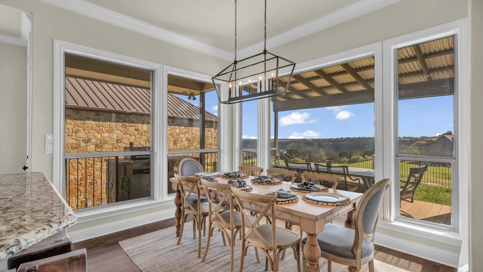 House comes fulliy furnished and ready to use.  Huge dedicated dining area for games, food, and conversation.