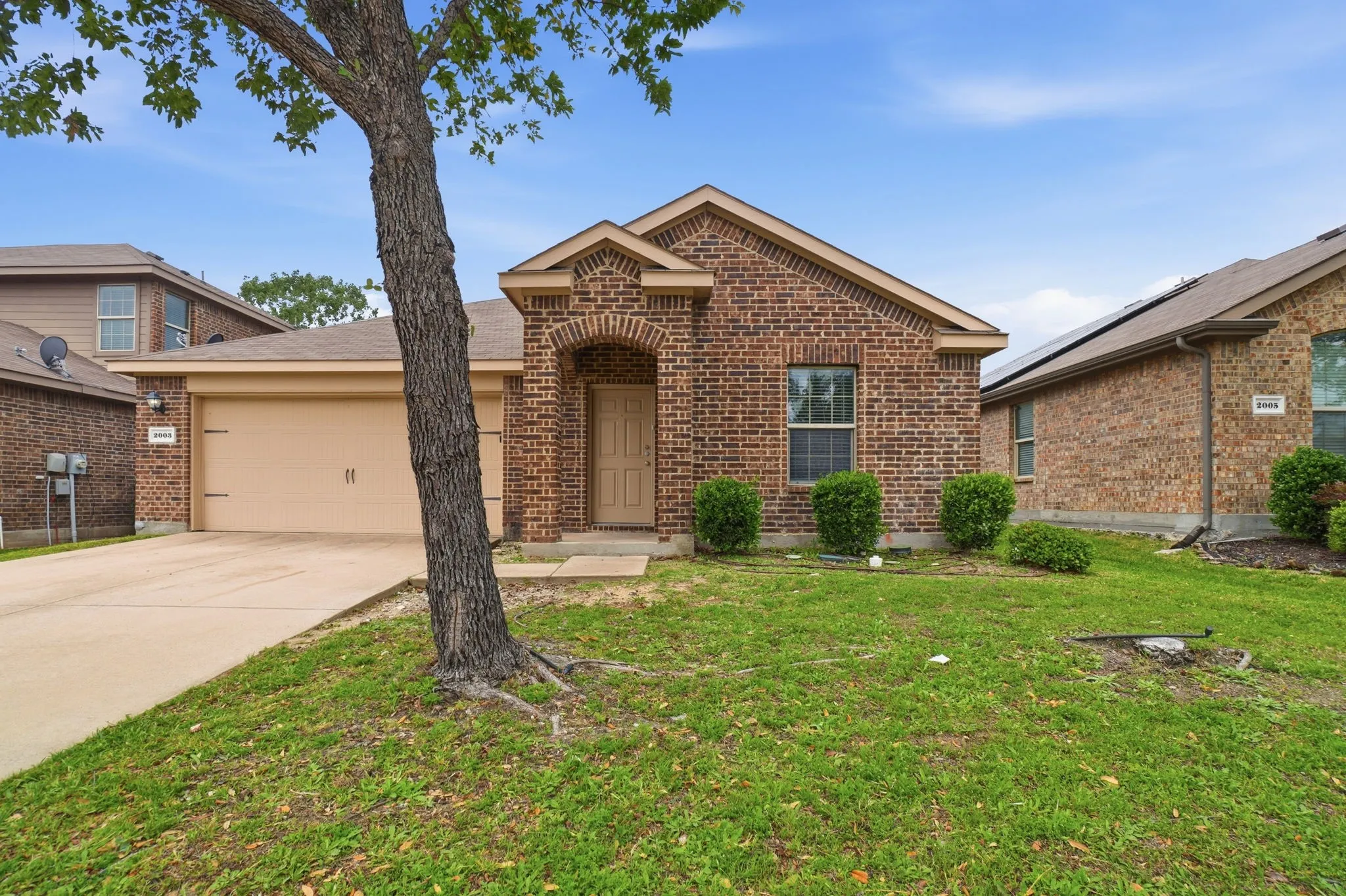 Single Family Residence For Sale in Kaufman County , 2003 Zavala, Forney, Texas 75126, 4 Bedroom, 2 Bathroom, 2 Garage spaces, 1,929 Sqft, built in 2014, mls#21217809, Real Estate Agent in Forney, Homes For Sale in Kaufman county, Homes For Sale in Forney, Realtor in Forney Texas, Real Estate Brokerage Independent Realty Texas, Luminita Cordes Realtor