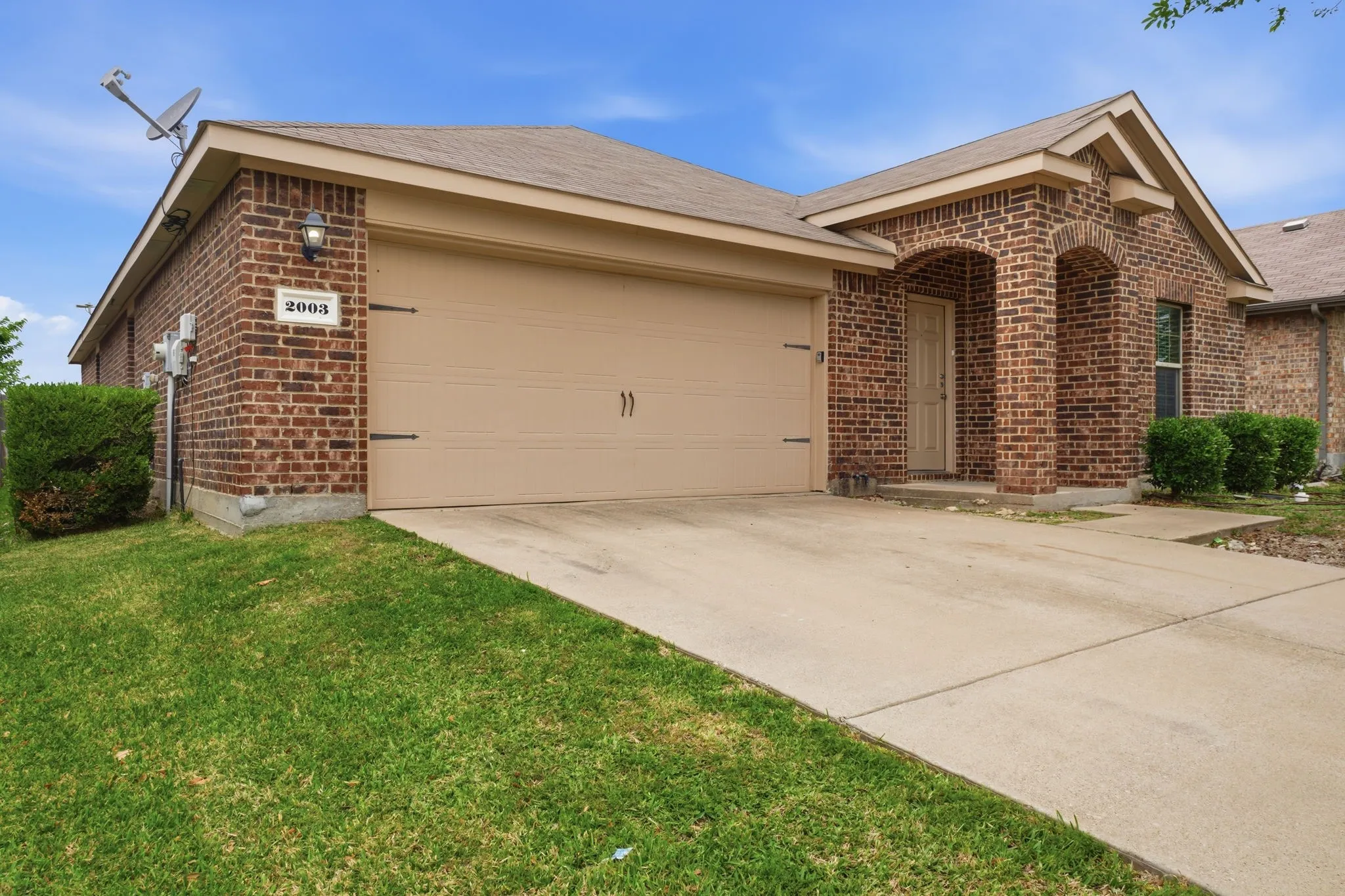 Single Family Residence For Sale in Kaufman County , 2003 Zavala, Forney, Texas 75126, 4 Bedroom, 2 Bathroom, 2 Garage spaces, 1,929 Sqft, built in 2014, mls#21217809, Real Estate Agent in Forney, Homes For Sale in Kaufman county, Homes For Sale in Forney, Realtor in Forney Texas, Real Estate Brokerage Independent Realty Texas, Luminita Cordes Realtor