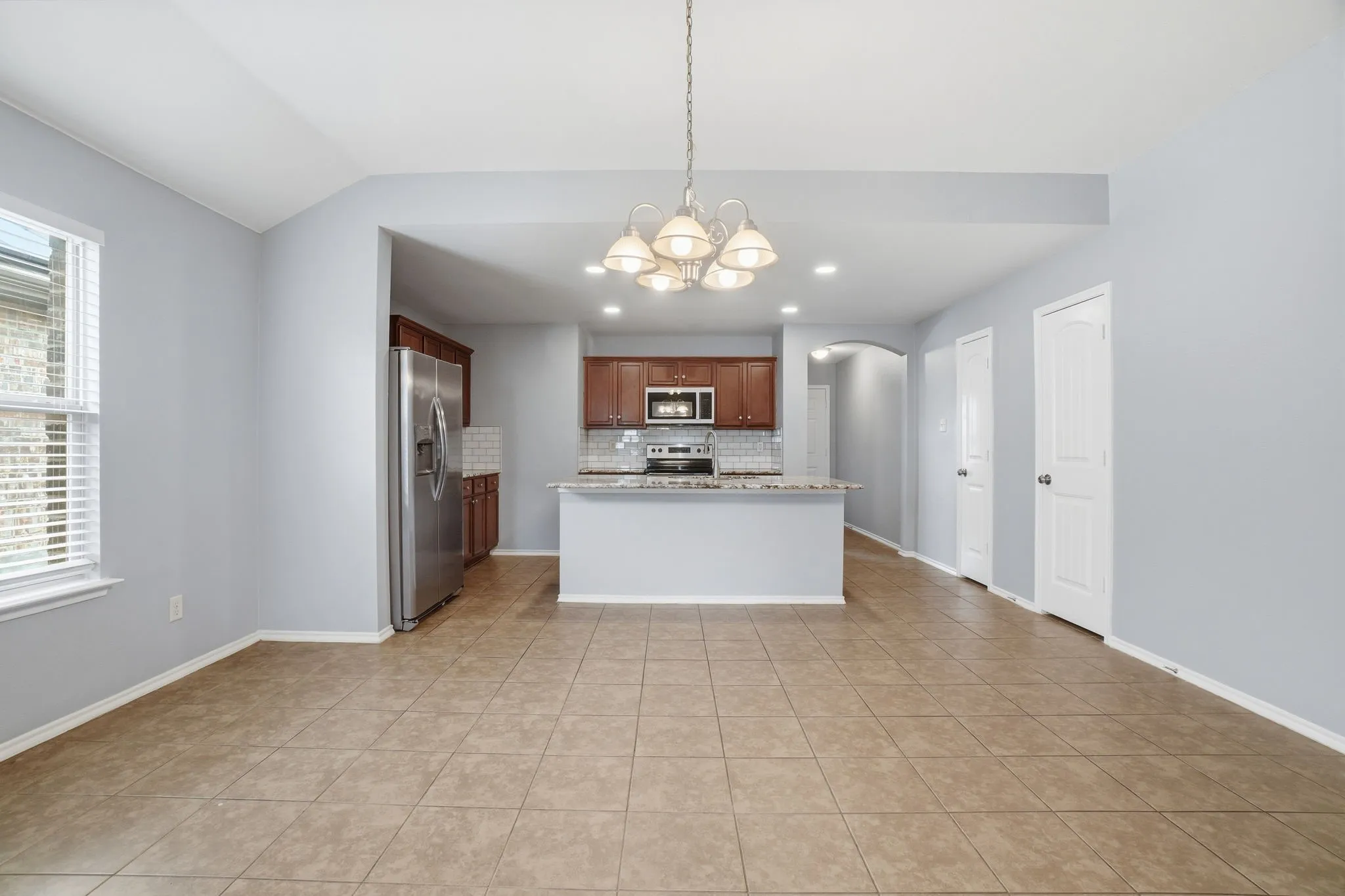 Single Family Residence For Sale in Kaufman County , 2003 Zavala, Forney, Texas 75126, 4 Bedroom, 2 Bathroom, 2 Garage spaces, 1,929 Sqft, built in 2014, mls#21217809, Real Estate Agent in Forney, Homes For Sale in Kaufman county, Homes For Sale in Forney, Realtor in Forney Texas, Real Estate Brokerage Independent Realty Texas, Luminita Cordes Realtor