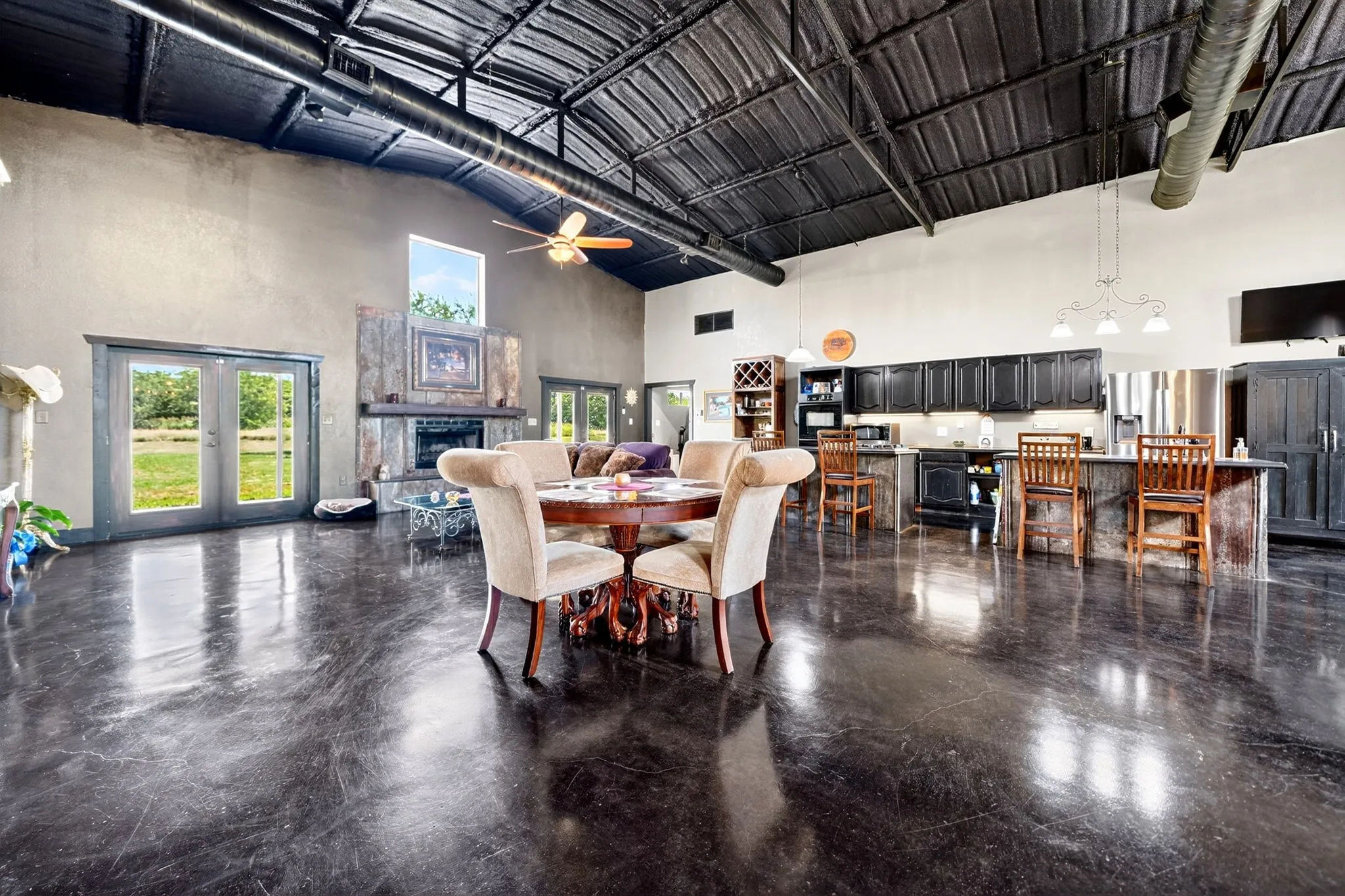 Single Family Residence For Sale in Denton County , 11110 Old Stoney Road, Ponder, Texas 76259, 3 Bedroom, 3 Bathroom, Garage spaces, 2,591 Sqft, built in 2018, Preowned, mls#21249068, Real Estate Agent in Ponder, Homes For Sale in Denton county, Homes For Sale in Ponder, Realtor in Ponder Texas, Real Estate Brokerage Independent Realty Texas, Luminita Cordes Realtor