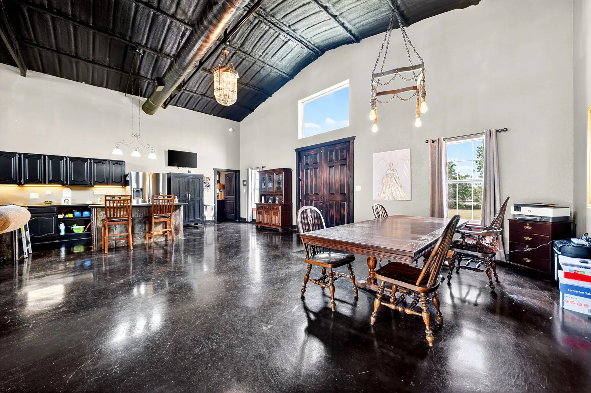 Single Family Residence For Sale in Denton County , 11110 Old Stoney Road, Ponder, Texas 76259, 3 Bedroom, 3 Bathroom, Garage spaces, 2,591 Sqft, built in 2018, Preowned, mls#21249068, Real Estate Agent in Ponder, Homes For Sale in Denton county, Homes For Sale in Ponder, Realtor in Ponder Texas, Real Estate Brokerage Independent Realty Texas, Luminita Cordes Realtor