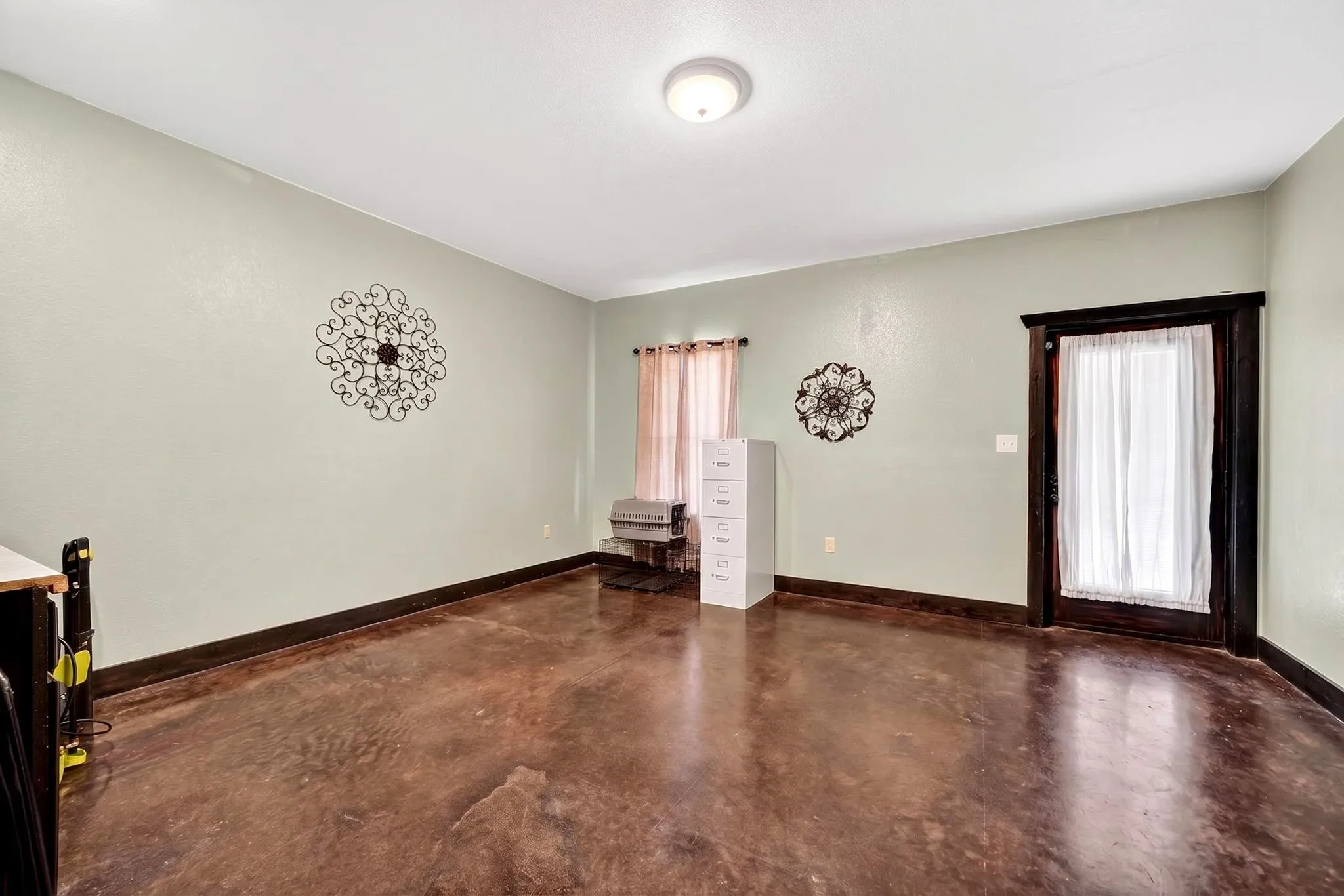 Single Family Residence For Sale in Denton County , 11110 Old Stoney Road, Ponder, Texas 76259, 3 Bedroom, 3 Bathroom, Garage spaces, 2,591 Sqft, built in 2018, Preowned, mls#21249068, Real Estate Agent in Ponder, Homes For Sale in Denton county, Homes For Sale in Ponder, Realtor in Ponder Texas, Real Estate Brokerage Independent Realty Texas, Luminita Cordes Realtor