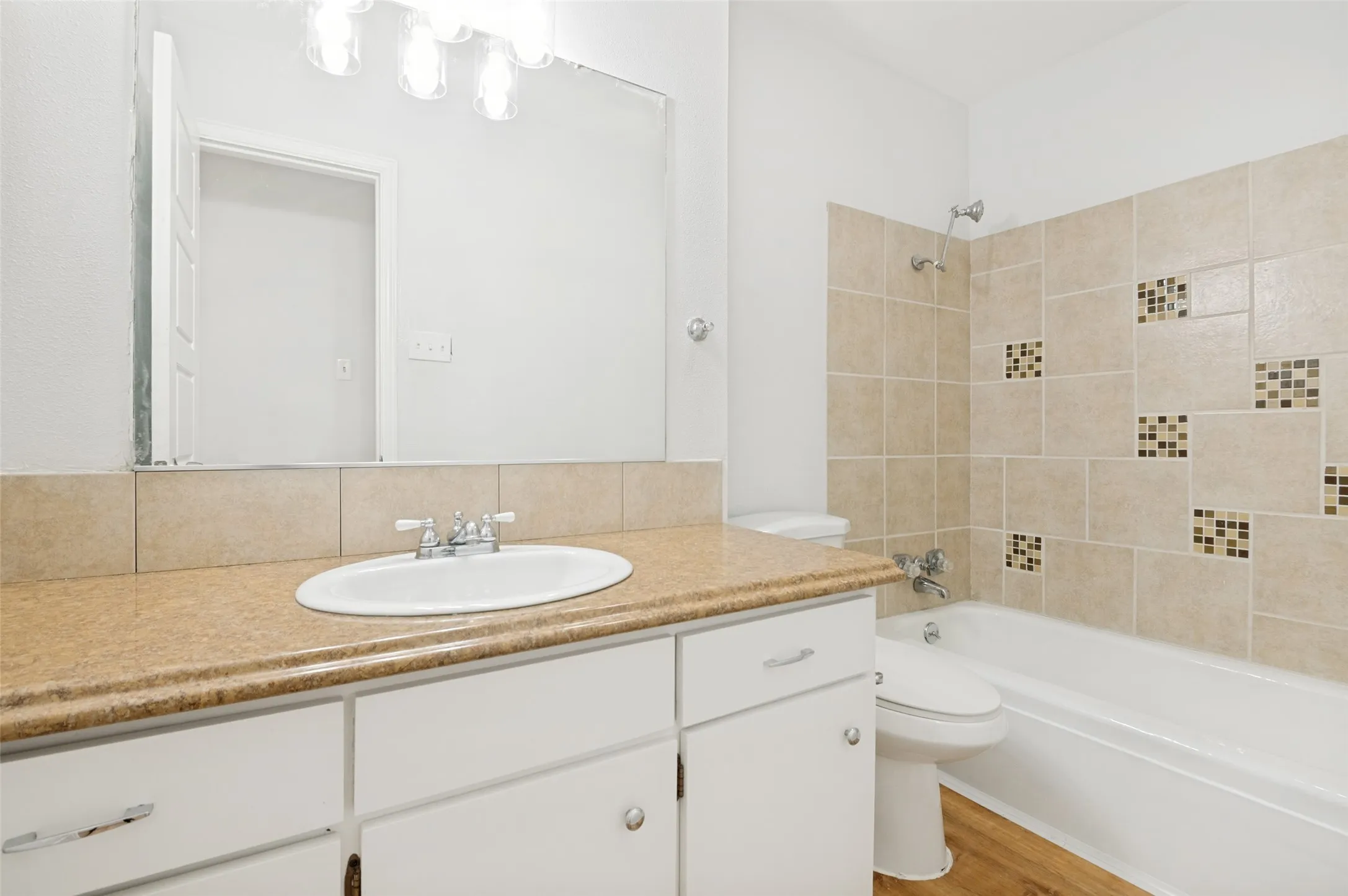 Single Family Residence For Sale in Dallas County , 2654 Arlington Lane, Lancaster, Texas 75134, 4 Bedroom, 2 Bathroom, 2 Garage spaces, 1,467 Sqft, built in 1971, Preowned, mls#21248550, Real Estate Agent in Lancaster, Homes For Sale in Dallas county, Homes For Sale in Lancaster, Realtor in Lancaster Texas, Real Estate Brokerage Independent Realty Texas, Luminita Cordes Realtor