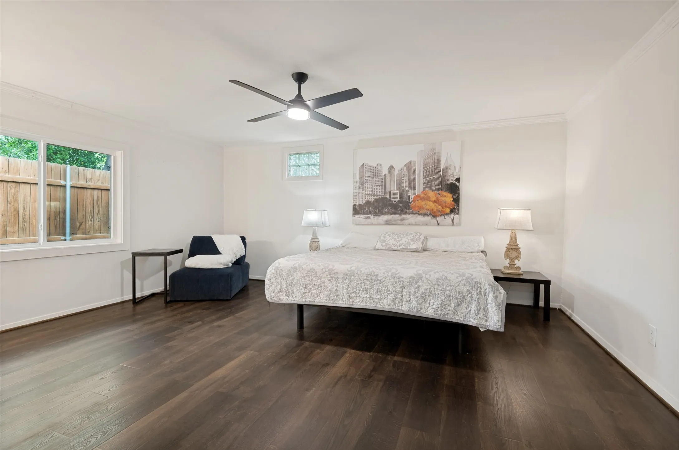 Single Family Residence For Sale in Dallas County , 3581 Woodleigh Drive, Dallas, Texas 75229, 5 Bedroom, 3 Bathroom, Garage spaces, 2,733 Sqft, built in 1955, Preowned, mls#21245971, Real Estate Agent in Dallas, Homes For Sale in Dallas county, Homes For Sale in Dallas, Realtor in Dallas Texas, Real Estate Brokerage Independent Realty Texas, Luminita Cordes Realtor