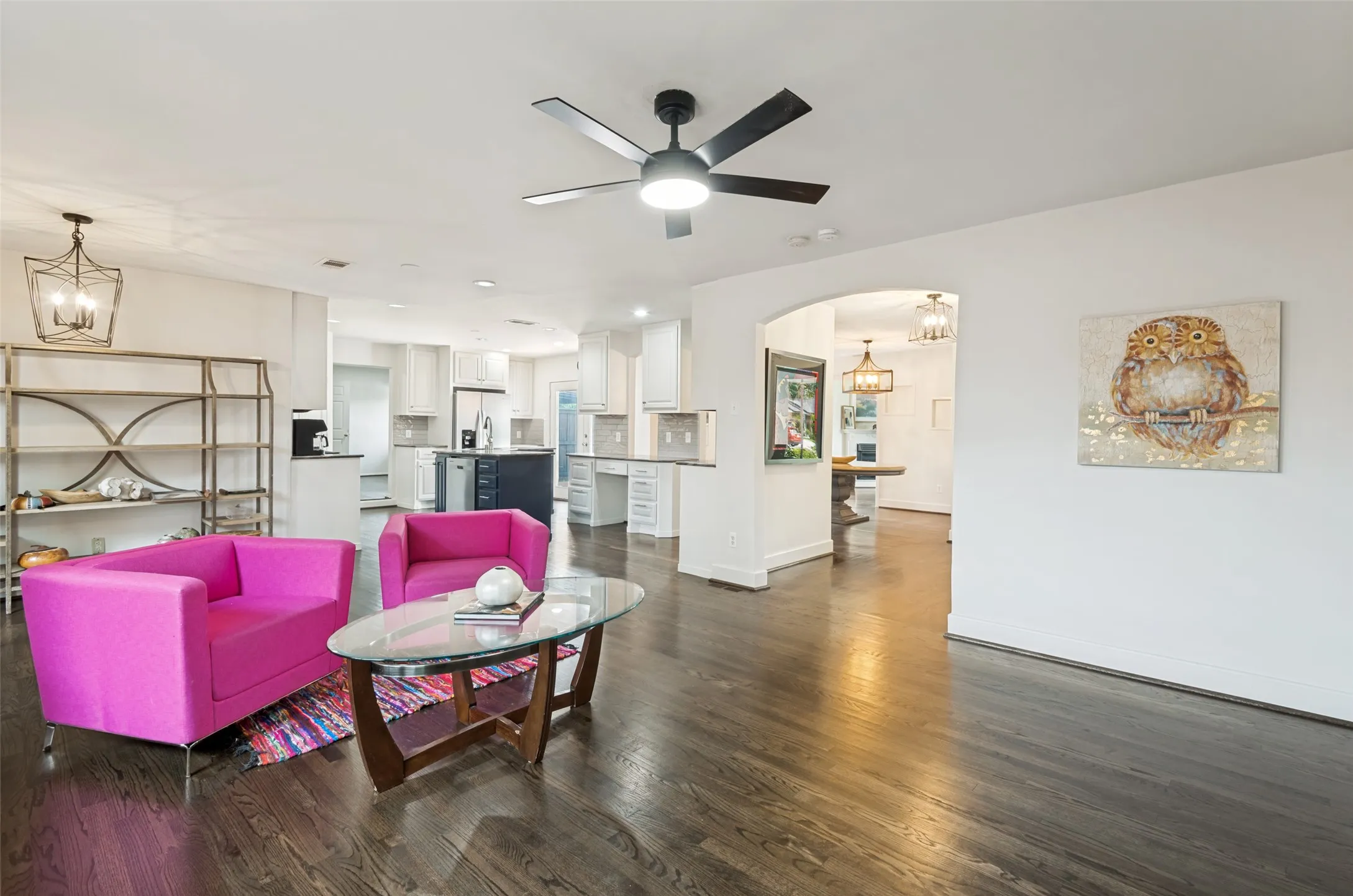 Single Family Residence For Sale in Dallas County , 3581 Woodleigh Drive, Dallas, Texas 75229, 5 Bedroom, 3 Bathroom, Garage spaces, 2,733 Sqft, built in 1955, Preowned, mls#21245971, Real Estate Agent in Dallas, Homes For Sale in Dallas county, Homes For Sale in Dallas, Realtor in Dallas Texas, Real Estate Brokerage Independent Realty Texas, Luminita Cordes Realtor