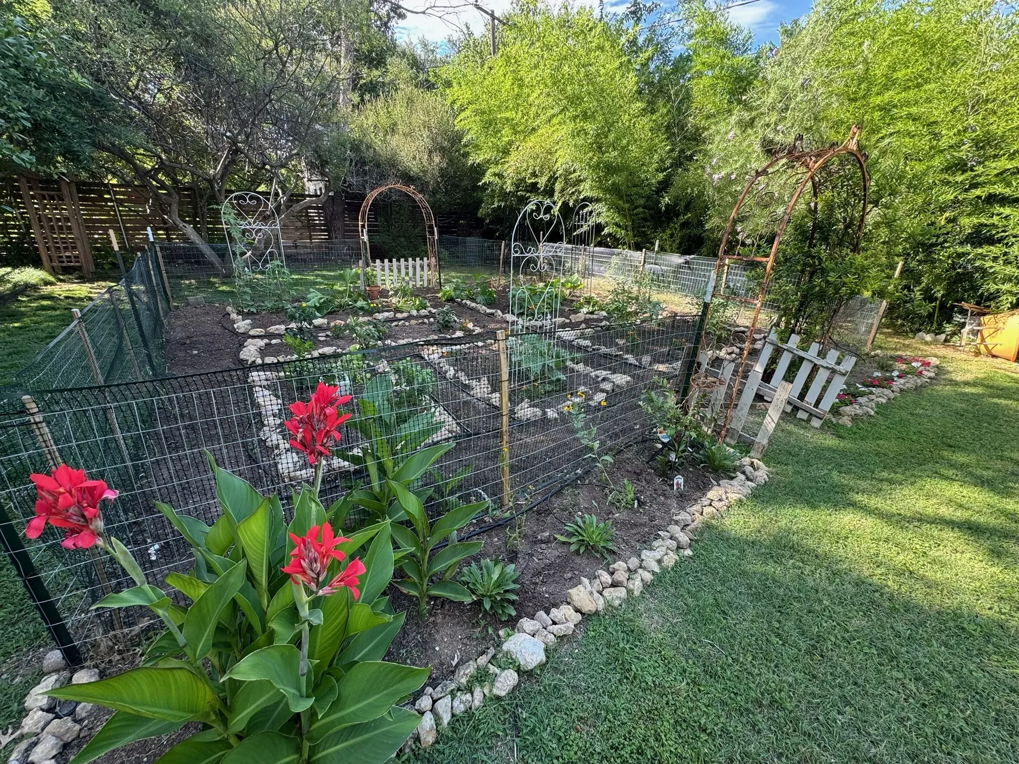 Single Family Residence For Sale in Tarrant County , 3628 Manderly Place, Fort Worth, Texas 76109, 3 Bedroom, 3 Bathroom, 2 Garage spaces, 1,890 Sqft, built in 1950, mls#21249749, Real Estate Agent in Fort Worth, Homes For Sale in Tarrant county, Homes For Sale in Fort Worth, Realtor in Fort Worth Texas, Real Estate Brokerage Independent Realty Texas, Luminita Cordes Realtor