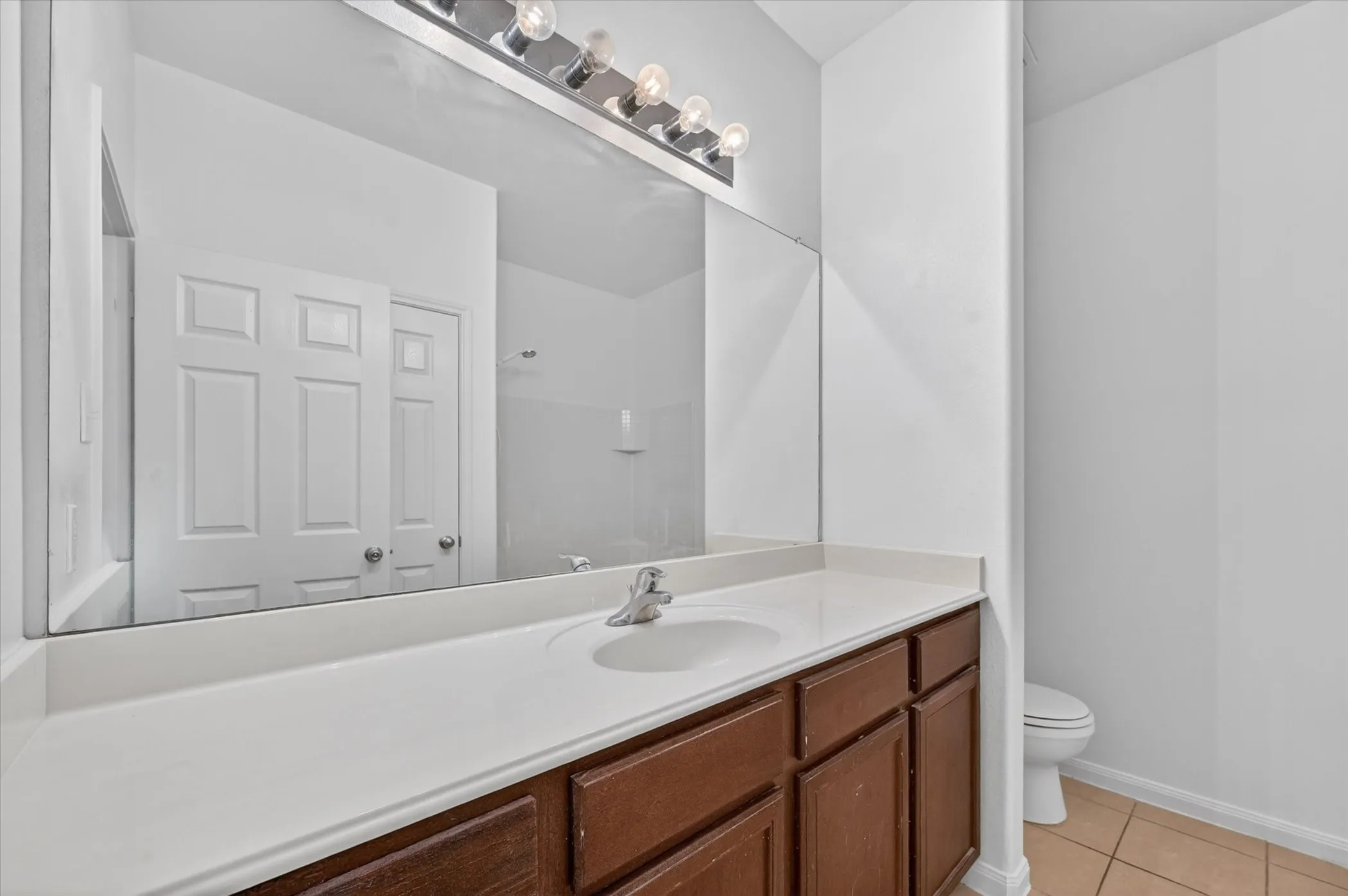 Single Family Residence For Rent in Collin County , 204 Lamont Road, Anna, Texas 75409, 4 Bedrooms, 2 Bathrooms, 2 Garage spaces, 1,678 Sqft, built in 2013, Preowned, Price $1,950, mls#21249254, Real Estate Agent in Anna, Homes For Rent in Collin county, Homes For Rent in Anna, Realtor in Anna Texas, Real Estate Brokerage Independent Realty Texas, Luminita Cordes Realtor