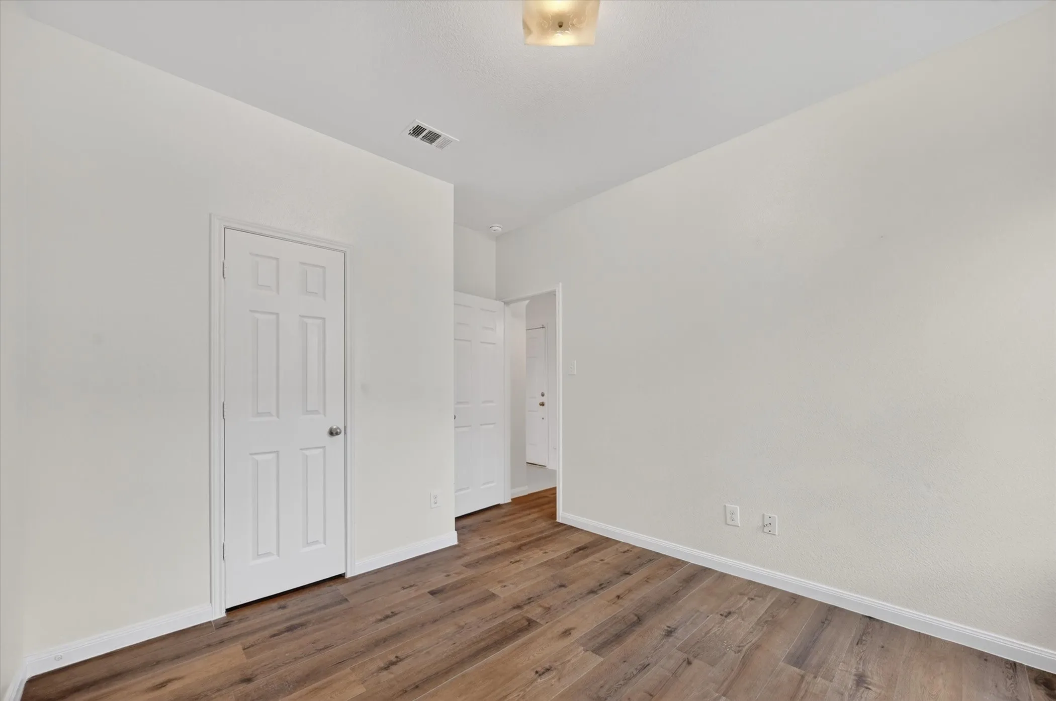 Single Family Residence For Rent in Collin County , 204 Lamont Road, Anna, Texas 75409, 4 Bedrooms, 2 Bathrooms, 2 Garage spaces, 1,678 Sqft, built in 2013, Preowned, Price $1,950, mls#21249254, Real Estate Agent in Anna, Homes For Rent in Collin county, Homes For Rent in Anna, Realtor in Anna Texas, Real Estate Brokerage Independent Realty Texas, Luminita Cordes Realtor