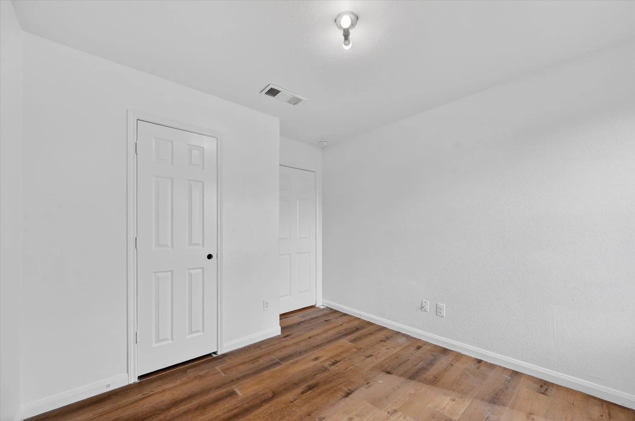 Single Family Residence For Rent in Collin County , 204 Lamont Road, Anna, Texas 75409, 4 Bedrooms, 2 Bathrooms, 2 Garage spaces, 1,678 Sqft, built in 2013, Preowned, Price $1,950, mls#21249254, Real Estate Agent in Anna, Homes For Rent in Collin county, Homes For Rent in Anna, Realtor in Anna Texas, Real Estate Brokerage Independent Realty Texas, Luminita Cordes Realtor