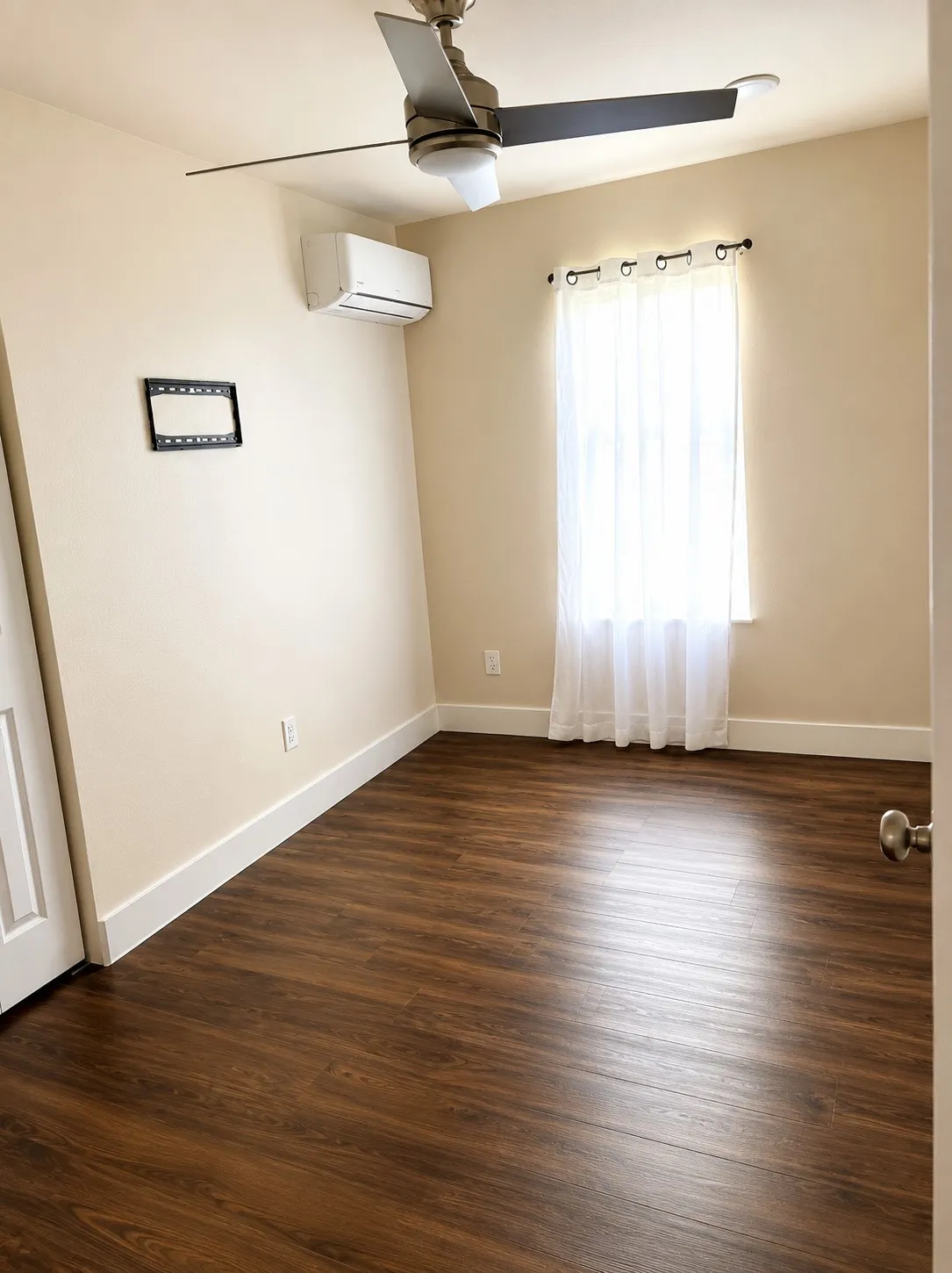 Single Family Residence For Sale in Wise County , 214 County Road 4870, Newark, Texas 76071, 3 Bedrooms, 2 Bathrooms, Garage spaces, 2,885 Sqft, built in 1979, Preowned, Price $435,000, mls#21247457, Real Estate Agent in Newark, Homes For Sale in Wise county, Homes For Sale in Newark, Realtor in Newark Texas, Real Estate Brokerage Independent Realty Texas, Luminita Cordes Realtor