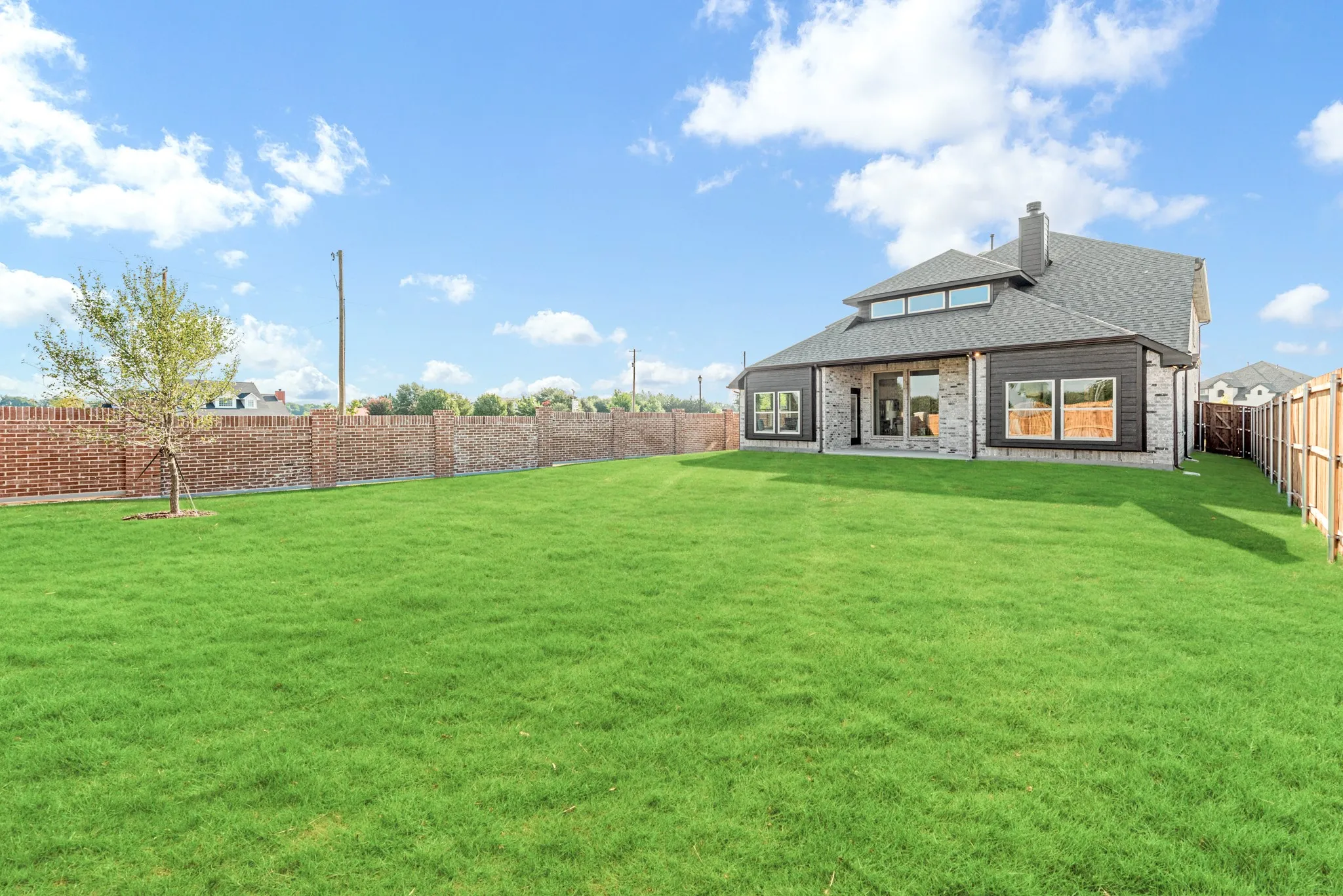 Single Family Residence For Sale in Collin County , 5709 Cypresswood Lane, Mc Kinney, Texas 75071, 4 Bedroom, 4 Bathroom, 2 Garage spaces, 2,838 Sqft, built in 2024, New Construction - Complete, mls#21246314, Real Estate Agent in Mc Kinney, Homes For Sale in Collin county, Homes For Sale in Mc Kinney, Realtor in Mc Kinney Texas, Real Estate Brokerage Independent Realty Texas, Luminita Cordes Realtor