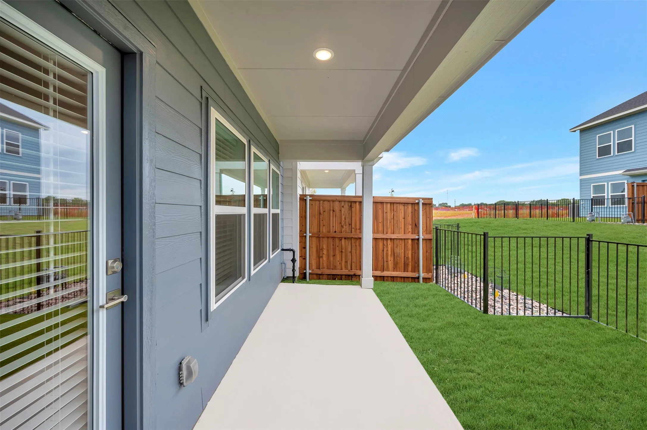 Townhouse For Sale in Denton County , 9405 Harborview Drive C, Providence Village, Texas 76227, 3 Bedroom, 3 Bathroom, 1 Garage spaces, 1,582 Sqft, built in 2026, New Construction - Complete, mls#21250489, Real Estate Agent in Providence Village, Homes For Sale in Denton county, Homes For Sale in Providence Village, Realtor in Providence Village Texas, Real Estate Brokerage Independent Realty Texas, Luminita Cordes Realtor