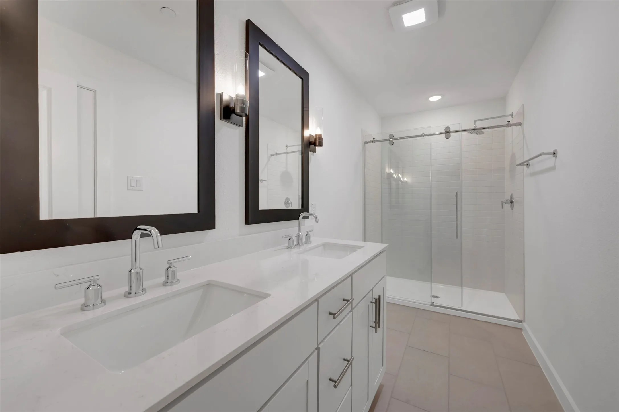 Townhouse For Sale in Denton County , 9405 Harborview Drive C, Providence Village, Texas 76227, 3 Bedroom, 3 Bathroom, 1 Garage spaces, 1,582 Sqft, built in 2026, New Construction - Complete, mls#21250489, Real Estate Agent in Providence Village, Homes For Sale in Denton county, Homes For Sale in Providence Village, Realtor in Providence Village Texas, Real Estate Brokerage Independent Realty Texas, Luminita Cordes Realtor