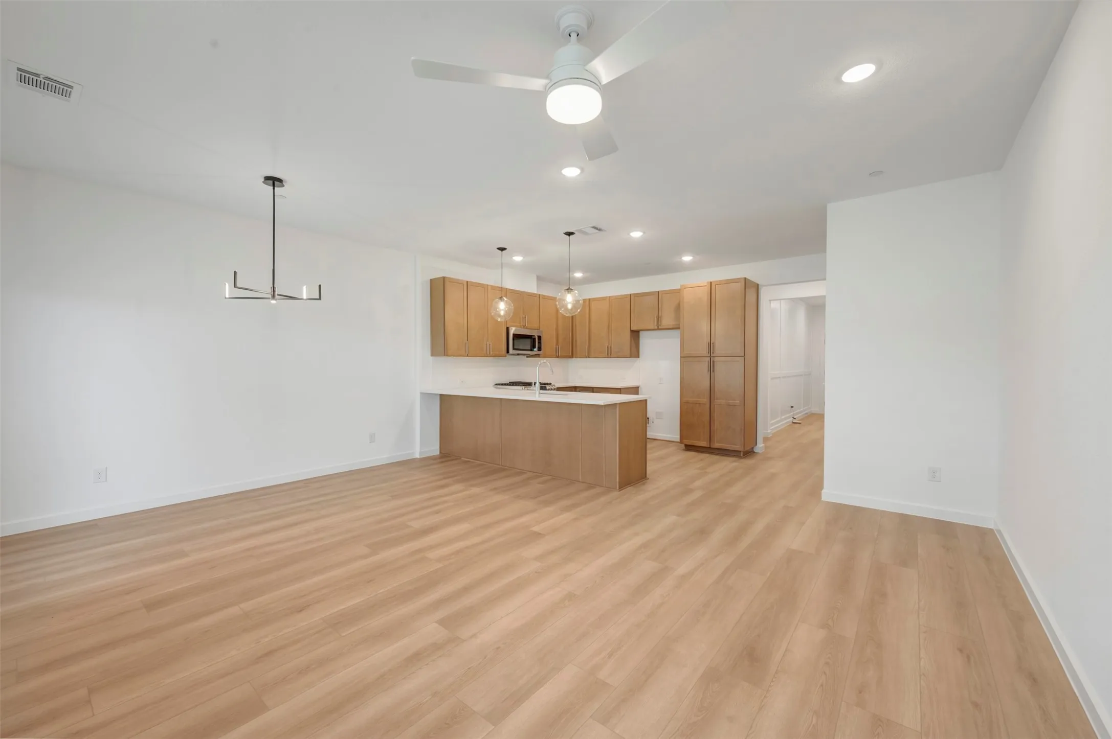 Townhouse For Sale in Denton County , 9405 Harborview Drive C, Providence Village, Texas 76227, 3 Bedroom, 3 Bathroom, 1 Garage spaces, 1,582 Sqft, built in 2026, New Construction - Complete, mls#21250489, Real Estate Agent in Providence Village, Homes For Sale in Denton county, Homes For Sale in Providence Village, Realtor in Providence Village Texas, Real Estate Brokerage Independent Realty Texas, Luminita Cordes Realtor