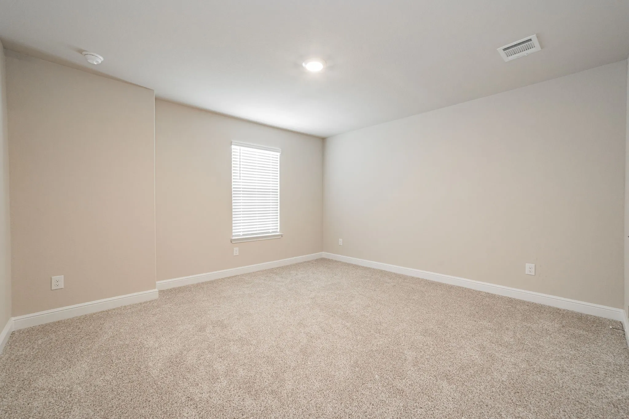 4th Bedroom upstairs