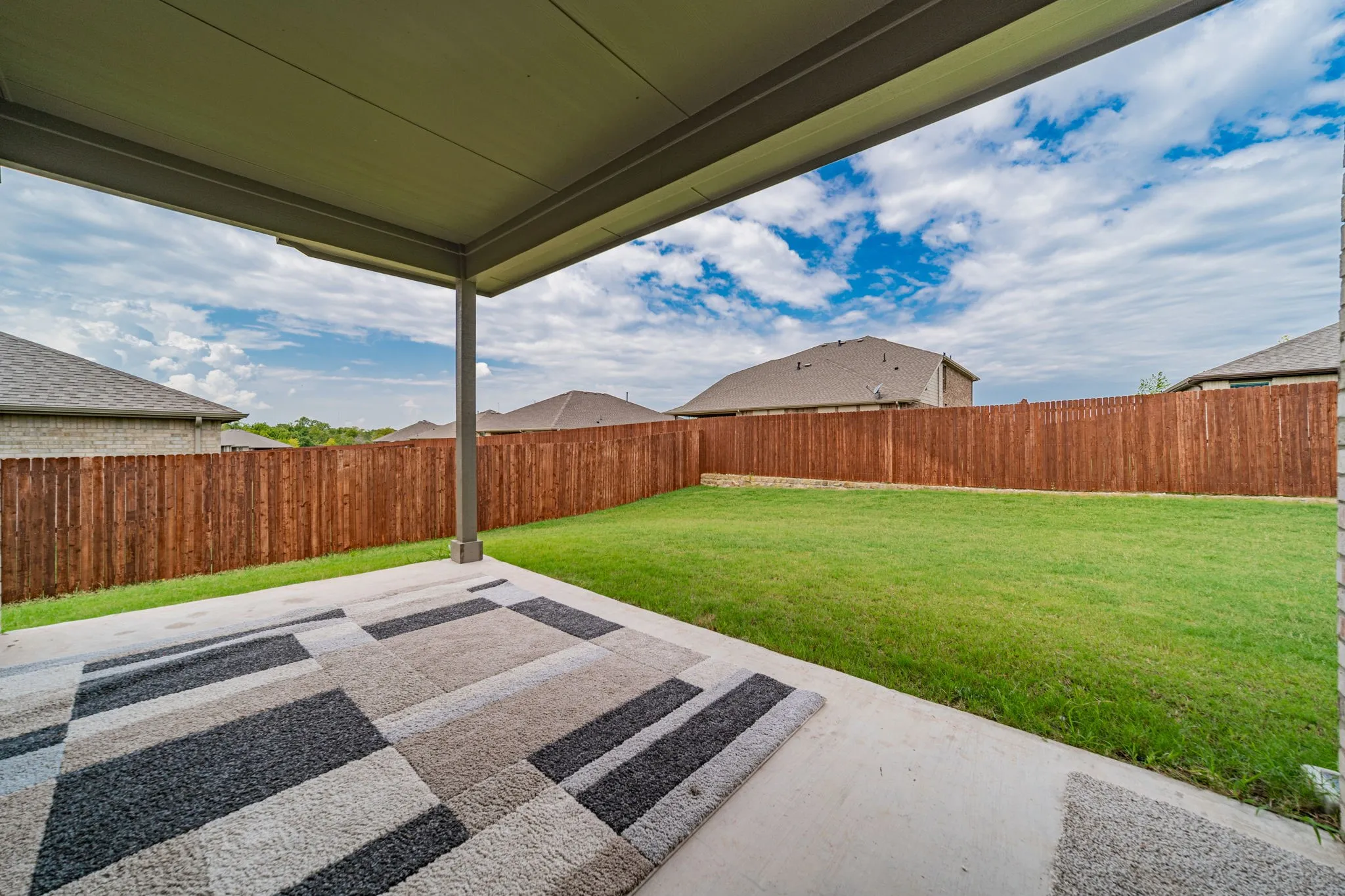 Single Family Residence For Sale in Dallas County , 1229 Windsong Drive, Cedar Hill, Texas 75104, 5 Bedroom, 3 Bathroom, 3 Garage spaces, 3,282 Sqft, built in 2024, mls#21250505, Real Estate Agent in Cedar Hill, Homes For Sale in Dallas county, Homes For Sale in Cedar Hill, Realtor in Cedar Hill Texas, Real Estate Brokerage Independent Realty Texas, Luminita Cordes Realtor