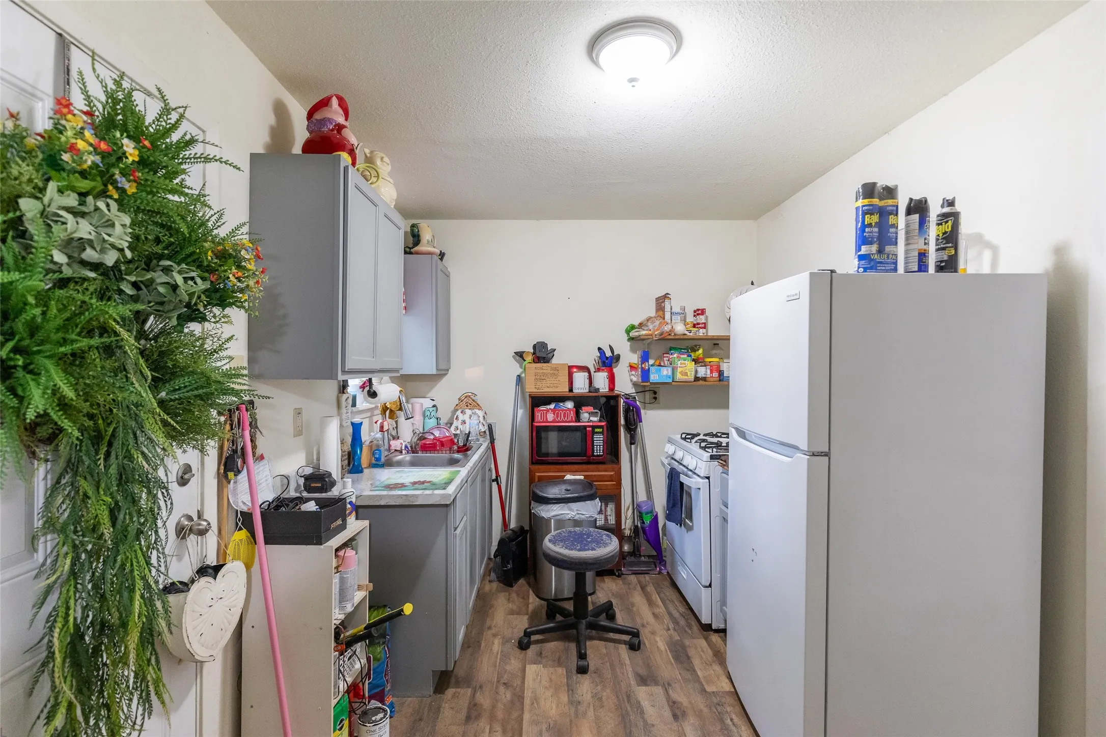 Single Family Residence For Sale in Runnels County , 810 State Street, Winters, Texas 79567, 2 Bedroom, 1 Bathroom, Garage spaces, 858 Sqft, built in 1950, mls#21243915, Real Estate Agent in Winters, Homes For Sale in Runnels county, Homes For Sale in Winters, Realtor in Winters Texas, Real Estate Brokerage Independent Realty Texas, Luminita Cordes Realtor