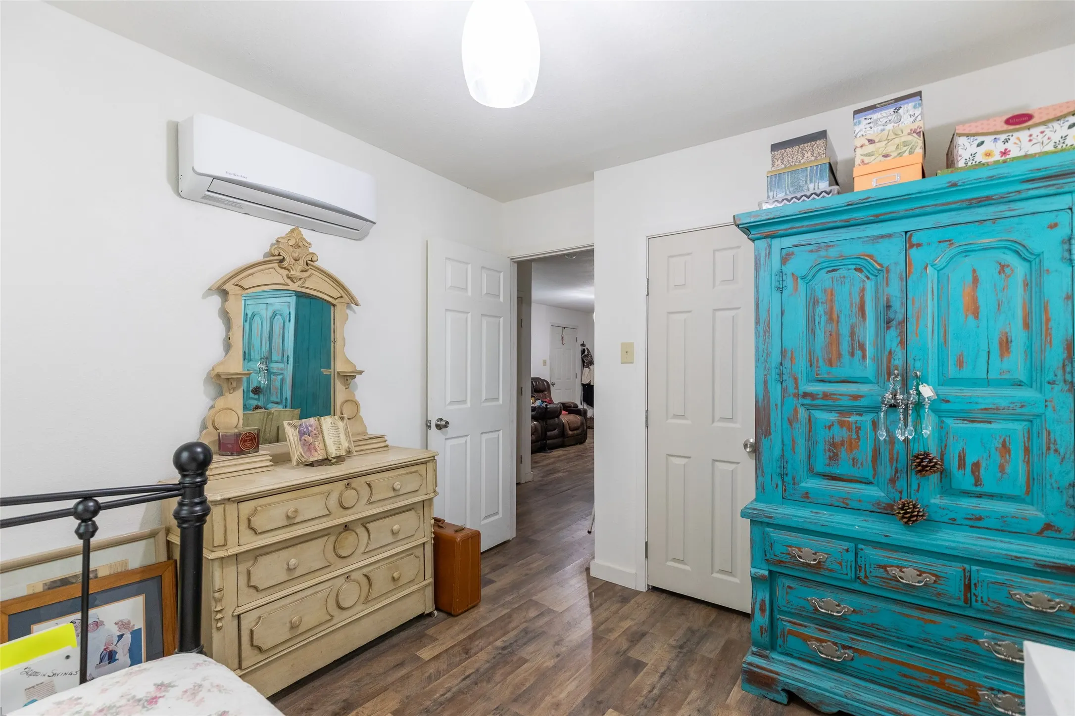 Single Family Residence For Sale in Runnels County , 810 State Street, Winters, Texas 79567, 2 Bedroom, 1 Bathroom, Garage spaces, 858 Sqft, built in 1950, mls#21243915, Real Estate Agent in Winters, Homes For Sale in Runnels county, Homes For Sale in Winters, Realtor in Winters Texas, Real Estate Brokerage Independent Realty Texas, Luminita Cordes Realtor