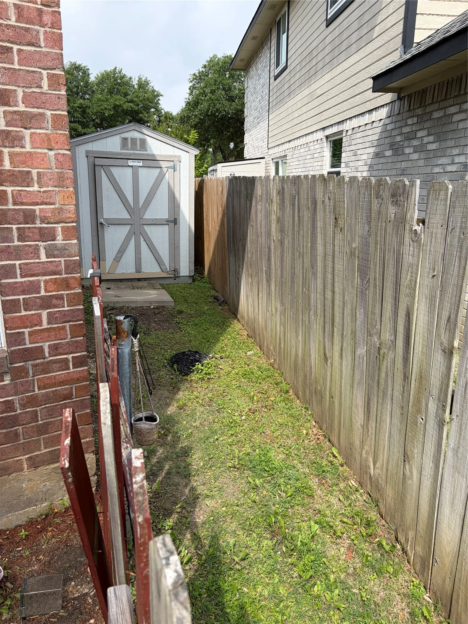 Single Family Residence For Rent in Dallas County , 1403 Lakeshore Drive, Irving, Texas 75060, 4 Bedroom, 3 Bathroom, 2 Garage spaces, 2,906 Sqft, built in 1992, mls#21250511, Real Estate Agent in Irving, Homes For Rent in Dallas county, Homes For Rent in Irving, Realtor in Irving Texas, Real Estate Brokerage Independent Realty Texas, Luminita Cordes Realtor