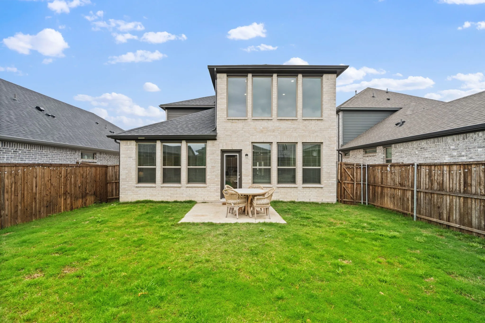 Single Family Residence For Sale in Collin County , 4803 Grandiose Drive, Princeton, Texas 75071, 4 Bedroom, 3 Bathroom, 2 Garage spaces, 2,253 Sqft, built in 2024, Preowned, mls#21250477, Real Estate Agent in Princeton, Homes For Sale in Collin county, Homes For Sale in Princeton, Realtor in Princeton Texas, Real Estate Brokerage Independent Realty Texas, Luminita Cordes Realtor
