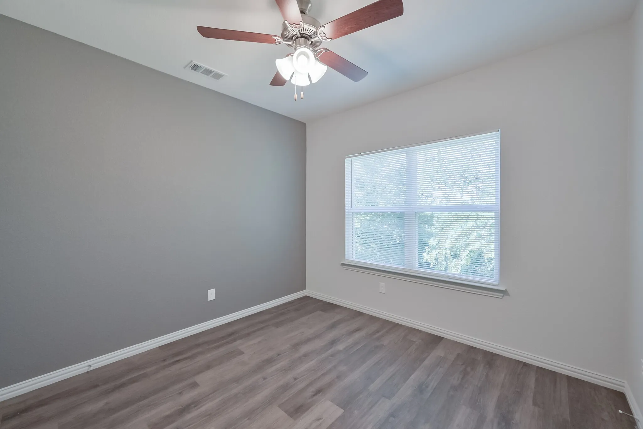 Duplex For Sale in Tarrant County , 1728 E Powell Avenue, Fort Worth, Texas 76104, 4 Bedroom, 4 Bathroom, 2 Garage spaces, 0 Sqft, built in 2026, New Construction - Incomplete, mls#21250473, Real Estate Agent in Fort Worth, Homes For Sale in Tarrant county, Homes For Sale in Fort Worth, Realtor in Fort Worth Texas, Real Estate Brokerage Independent Realty Texas, Luminita Cordes Realtor