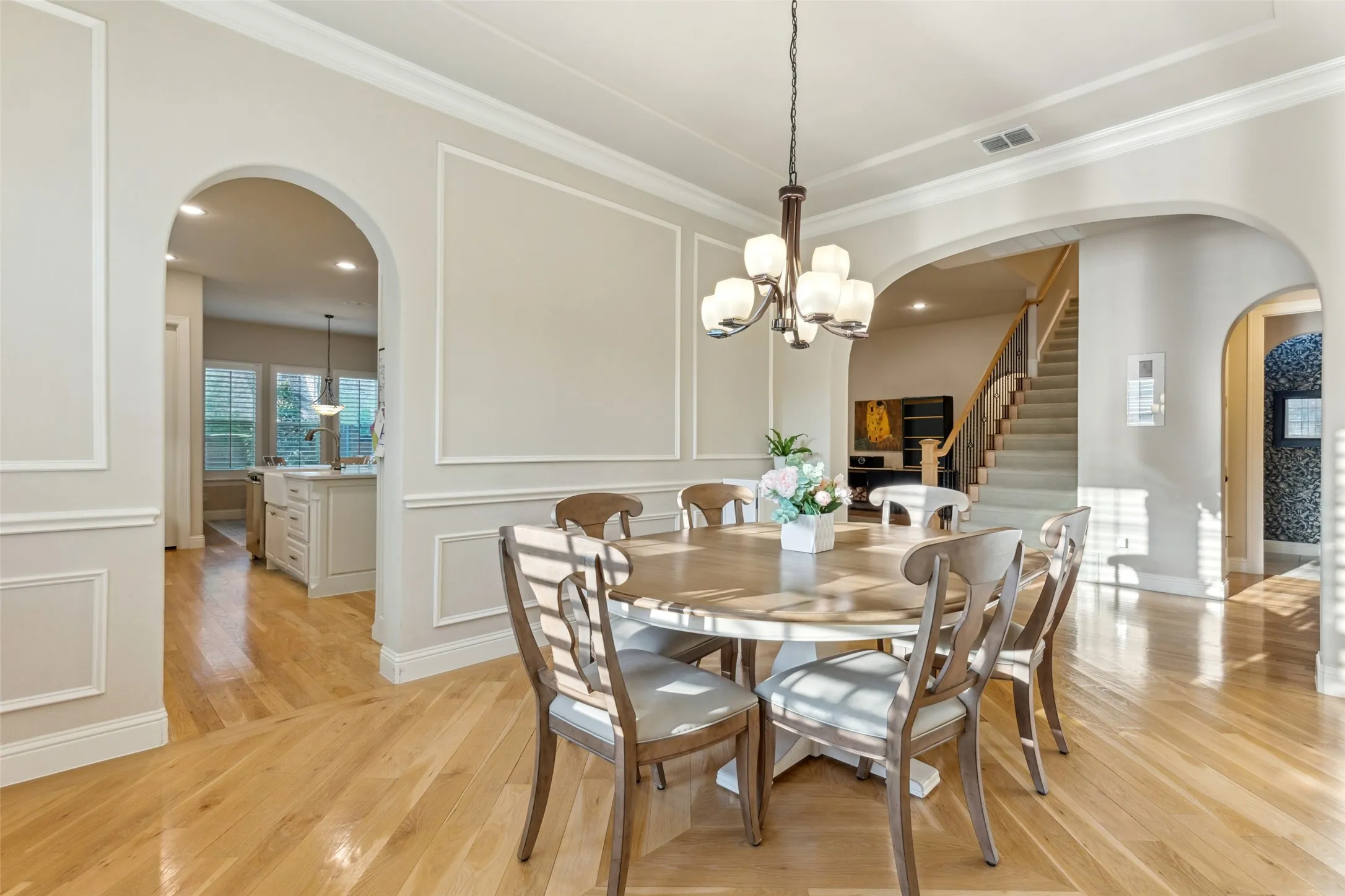 Single Family Residence For Rent in Collin County , 13714 Countrybrook Drive, Frisco, Texas 75035, 5 Bedroom, 5 Bathroom, 3 Garage spaces, 4,260 Sqft, built in 2013, Preowned, mls#21250090, Real Estate Agent in Frisco, Homes For Rent in Collin county, Homes For Rent in Frisco, Realtor in Frisco Texas, Real Estate Brokerage Independent Realty Texas, Luminita Cordes Realtor