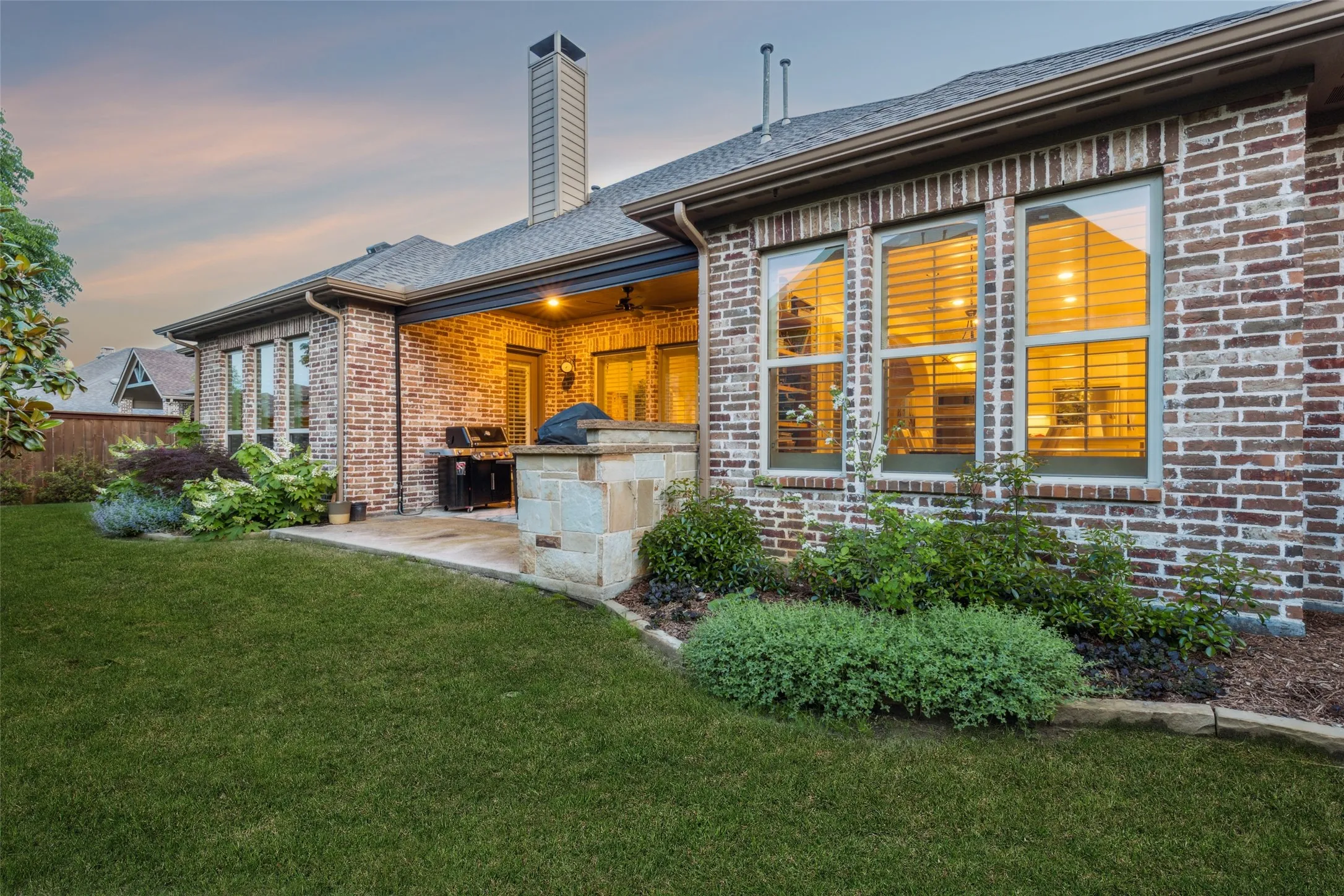 Single Family Residence For Rent in Collin County , 13714 Countrybrook Drive, Frisco, Texas 75035, 5 Bedroom, 5 Bathroom, 3 Garage spaces, 4,260 Sqft, built in 2013, Preowned, mls#21250090, Real Estate Agent in Frisco, Homes For Rent in Collin county, Homes For Rent in Frisco, Realtor in Frisco Texas, Real Estate Brokerage Independent Realty Texas, Luminita Cordes Realtor