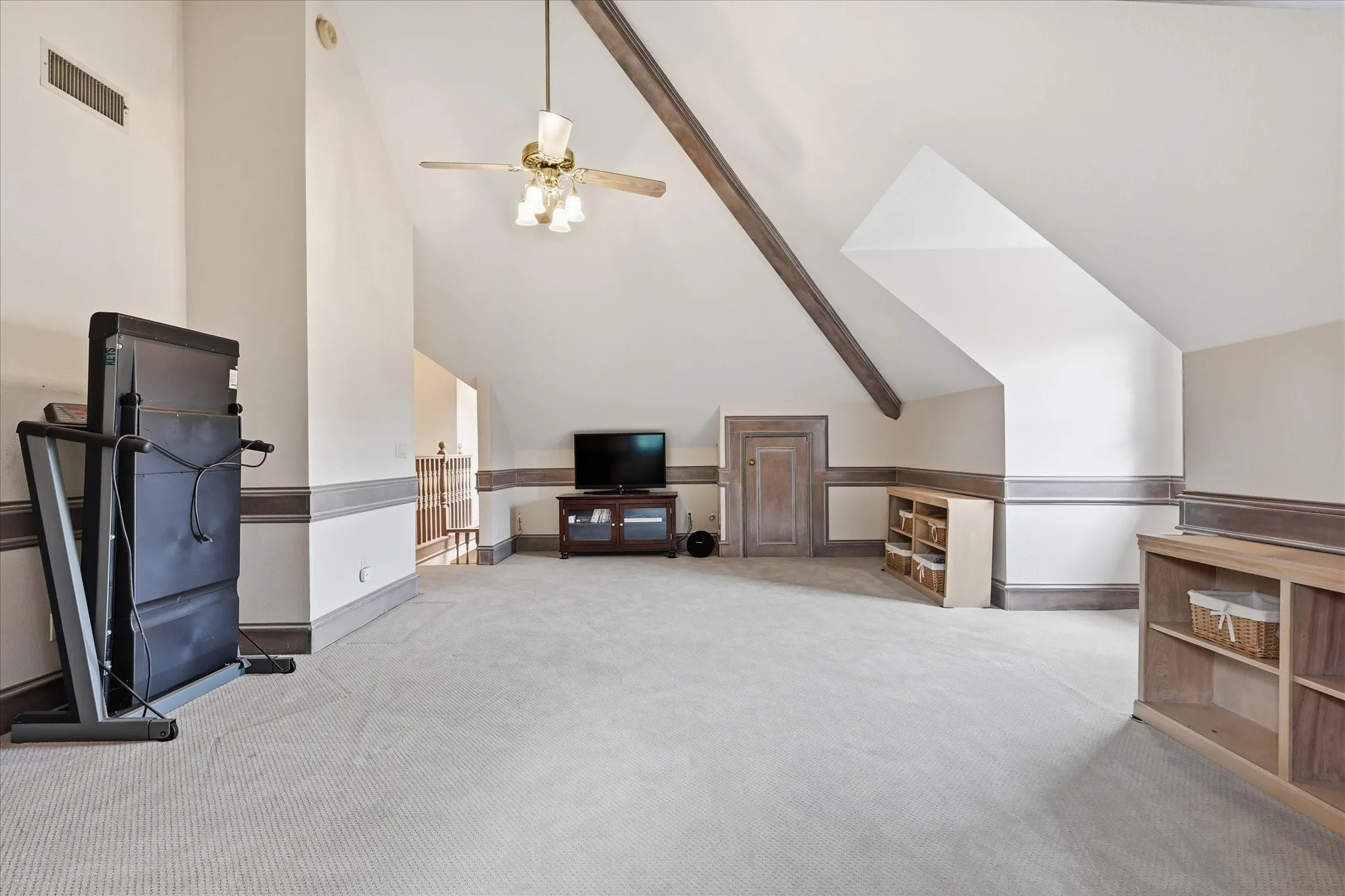 Single Family Residence For Sale in Collin County , 4823 Spyglass Drive, Dallas, Texas 75287, 4 Bedroom, 5 Bathroom, 3 Garage spaces, 4,532 Sqft, built in 1986, mls#21245196, Real Estate Agent in Dallas, Homes For Sale in Collin county, Homes For Sale in Dallas, Realtor in Dallas Texas, Real Estate Brokerage Independent Realty Texas, Luminita Cordes Realtor