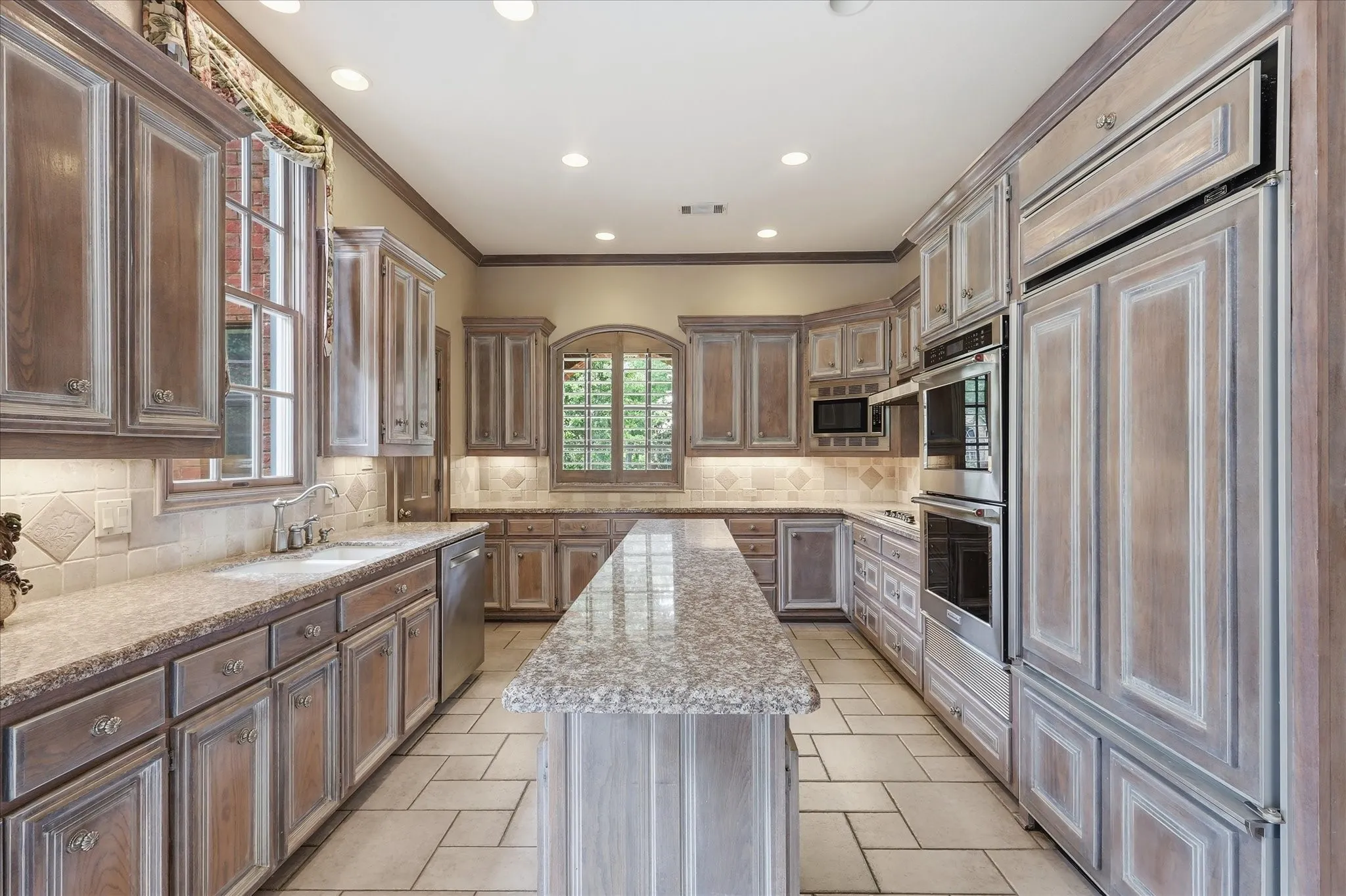 Single Family Residence For Sale in Collin County , 4823 Spyglass Drive, Dallas, Texas 75287, 4 Bedroom, 5 Bathroom, 3 Garage spaces, 4,532 Sqft, built in 1986, mls#21245196, Real Estate Agent in Dallas, Homes For Sale in Collin county, Homes For Sale in Dallas, Realtor in Dallas Texas, Real Estate Brokerage Independent Realty Texas, Luminita Cordes Realtor