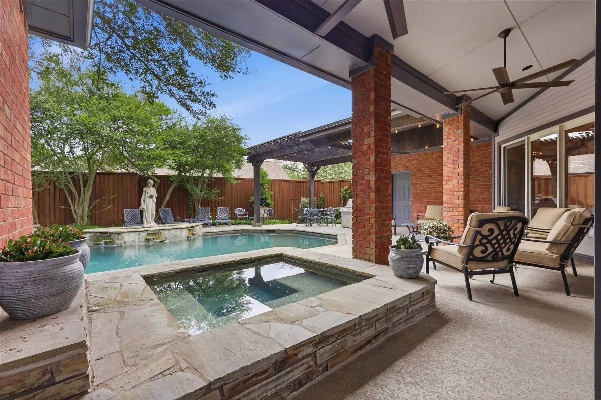 Single Family Residence For Sale in Collin County , 4823 Spyglass Drive, Dallas, Texas 75287, 4 Bedroom, 5 Bathroom, 3 Garage spaces, 4,532 Sqft, built in 1986, mls#21245196, Real Estate Agent in Dallas, Homes For Sale in Collin county, Homes For Sale in Dallas, Realtor in Dallas Texas, Real Estate Brokerage Independent Realty Texas, Luminita Cordes Realtor