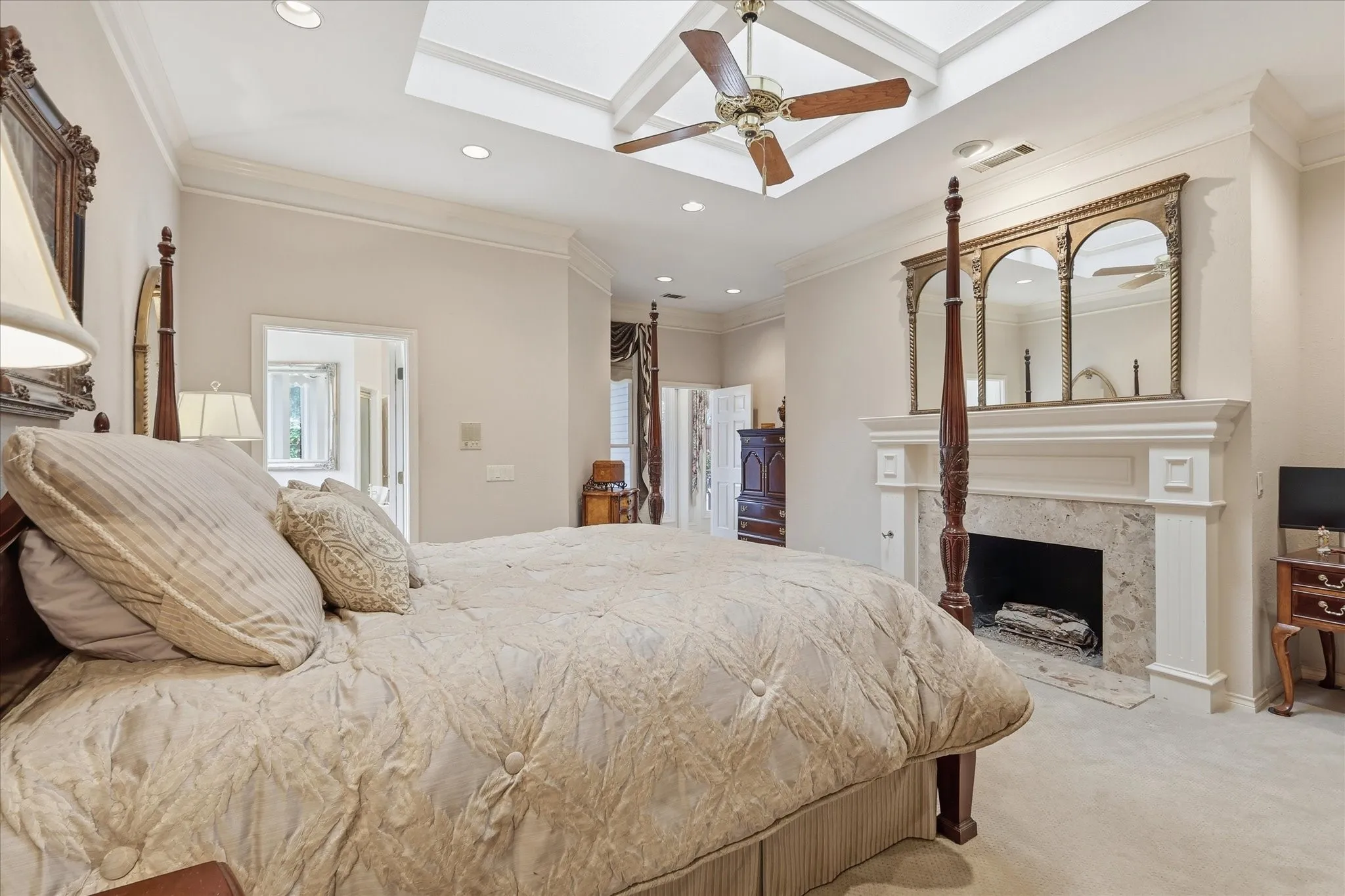 Single Family Residence For Sale in Collin County , 4823 Spyglass Drive, Dallas, Texas 75287, 4 Bedroom, 5 Bathroom, 3 Garage spaces, 4,532 Sqft, built in 1986, mls#21245196, Real Estate Agent in Dallas, Homes For Sale in Collin county, Homes For Sale in Dallas, Realtor in Dallas Texas, Real Estate Brokerage Independent Realty Texas, Luminita Cordes Realtor