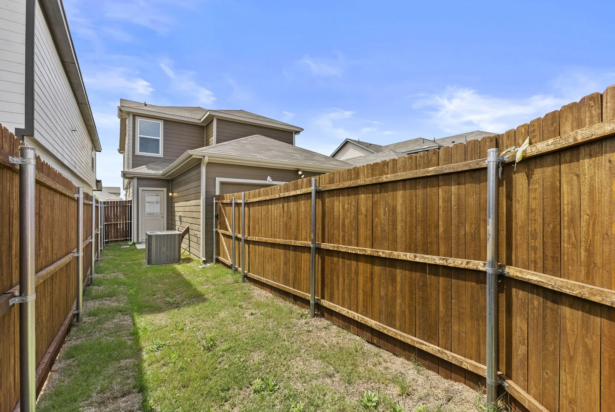 Single Family Residence For Sale in Tarrant County , 3053 Pecan Farm Lane, Fort Worth, Texas 76140, 3 Bedrooms, 3 Bathrooms, 2 Garage spaces, 1,597 Sqft, built in 2025, New Construction - Complete, Price $294,500, mls#21250482, Real Estate Agent in Fort Worth, Homes For Sale in Tarrant county, Homes For Sale in Fort Worth, Realtor in Fort Worth Texas, Real Estate Brokerage Independent Realty Texas, Luminita Cordes Realtor
